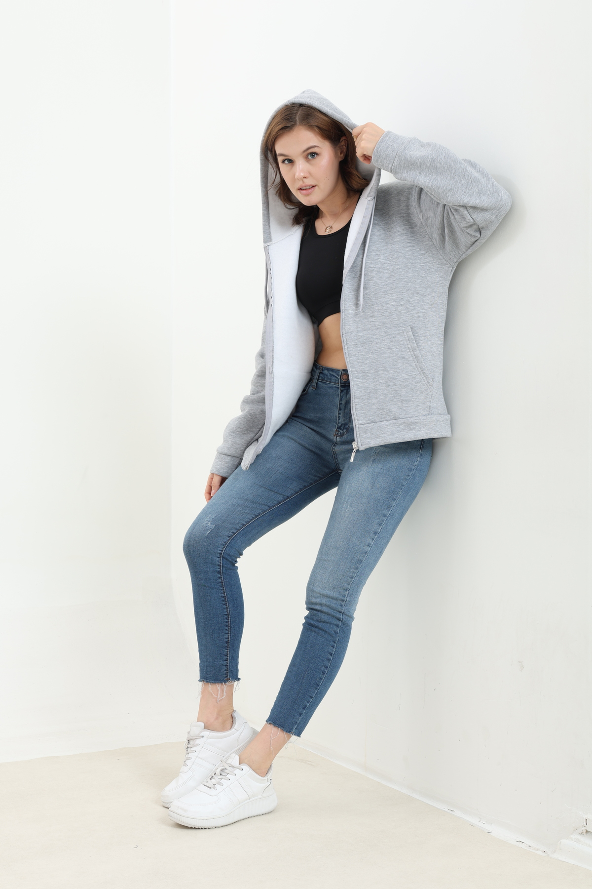 Tight Lady Gri Melanj 3 iplik Kanguru Cepli Kapüşonlu Fermuarlı içi Polarlı Oversize Kadın Sweatshirt Hırka görsel 5