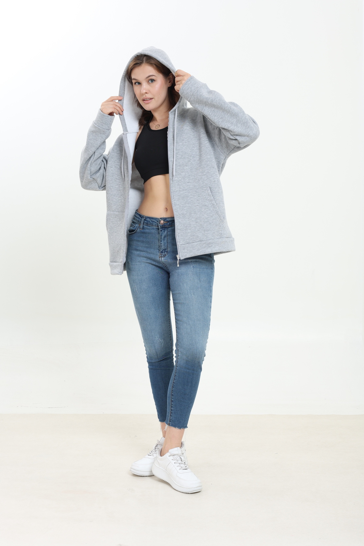 Tight Lady Gri Melanj 3 iplik Kanguru Cepli Kapüşonlu Fermuarlı içi Polarlı Oversize Kadın Sweatshirt Hırka görsel 3