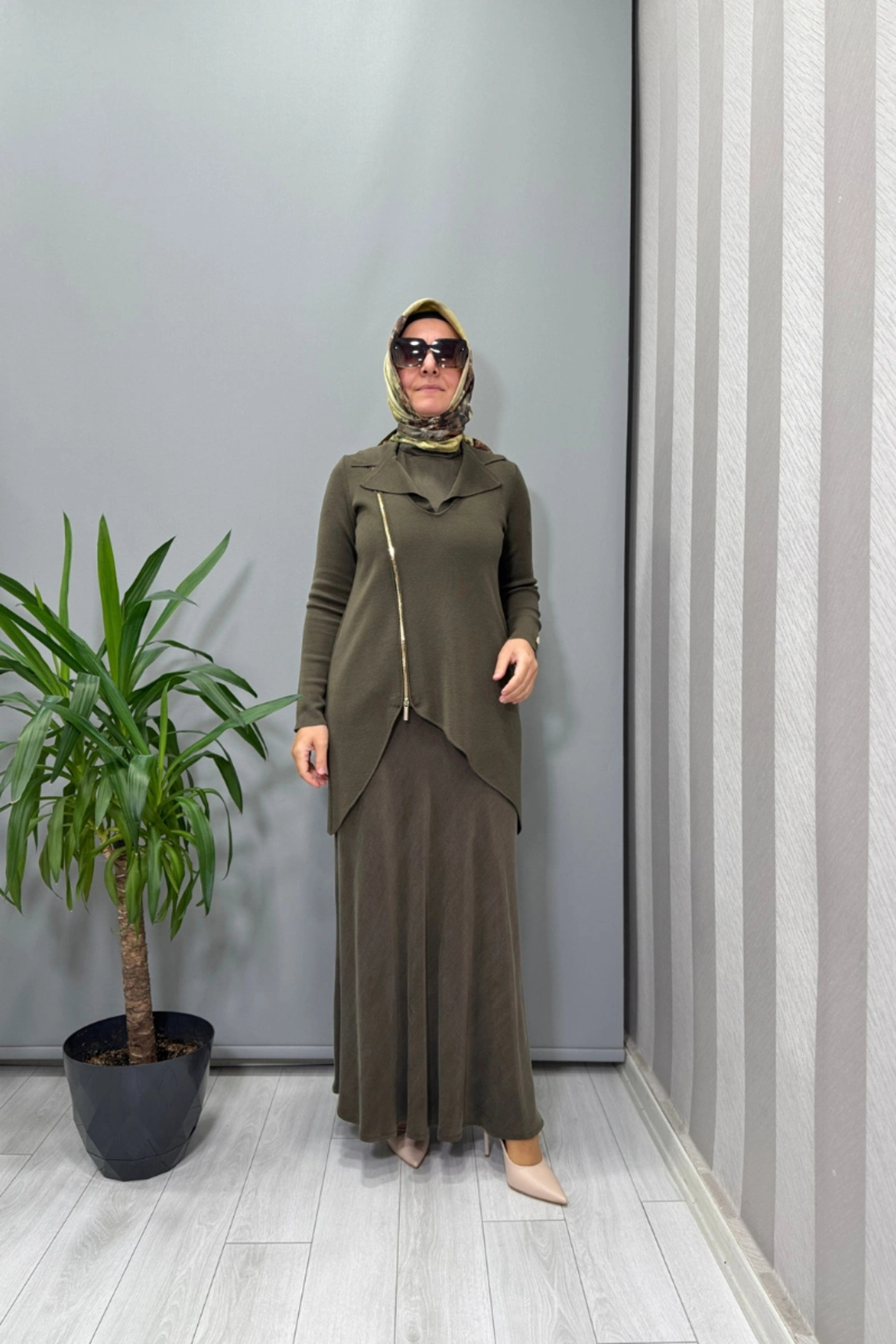 MISS DALIDA Gömlek Yaka Fermuar Detaylı Triko Hırka Haki T26K-0001