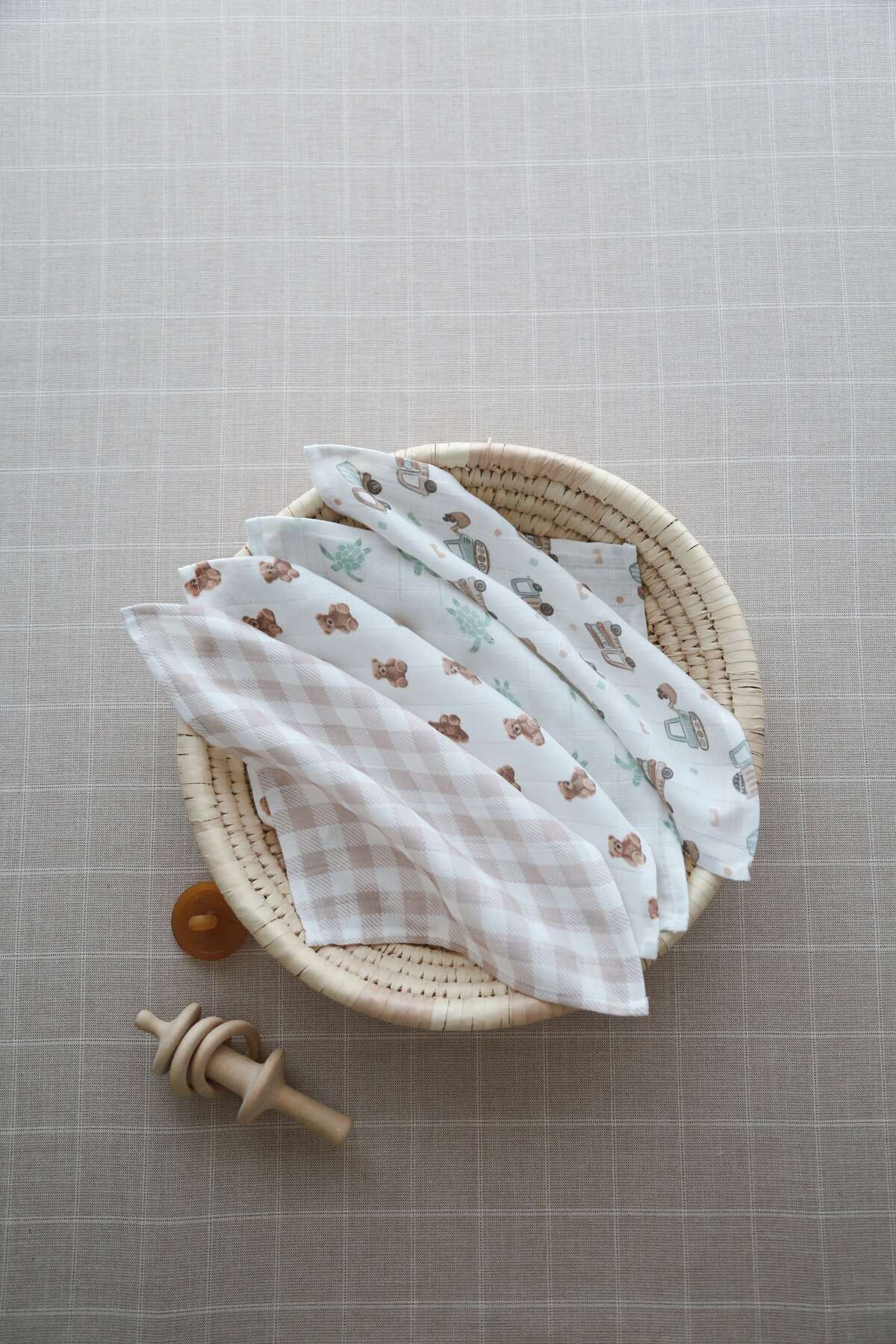 DoDo'S Baby Dodos Baby 4’lü Müslin Ağız Mendili Seti – %100 Pamuk Yumuşak Müslin Bez – Yenidoğan Bebek İçin fotoğrafı 3 (önizleme)