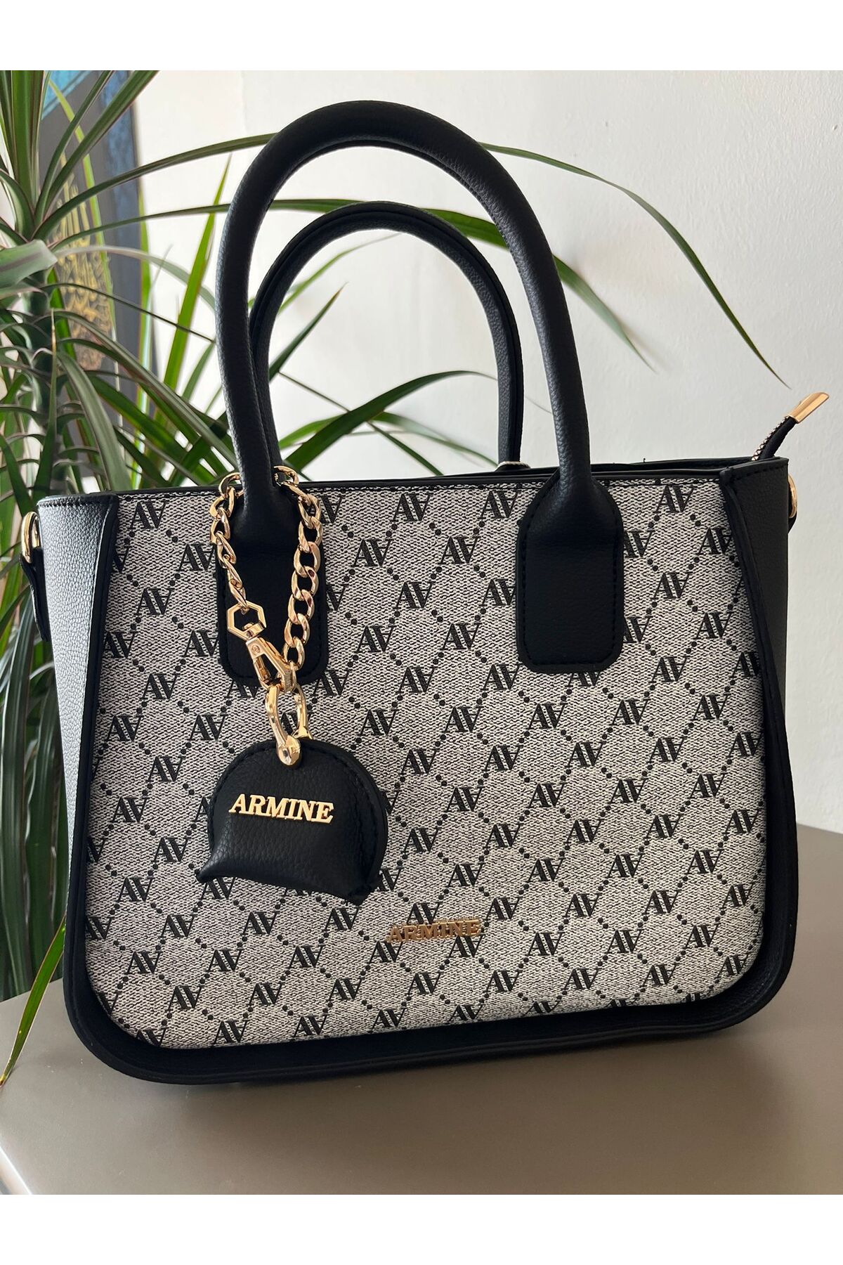 419 Bags Gray Dotted