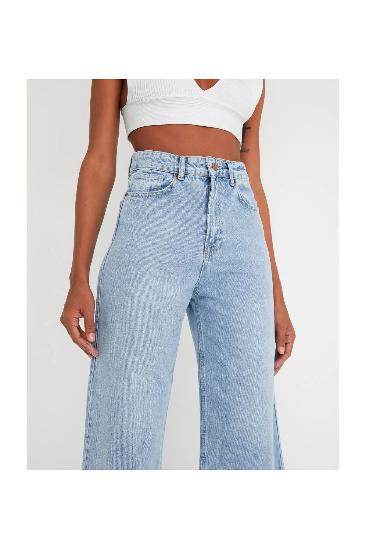 W1550 BUZ MAVİ YÜKSEK BEL KISA PAÇA JEAN 3