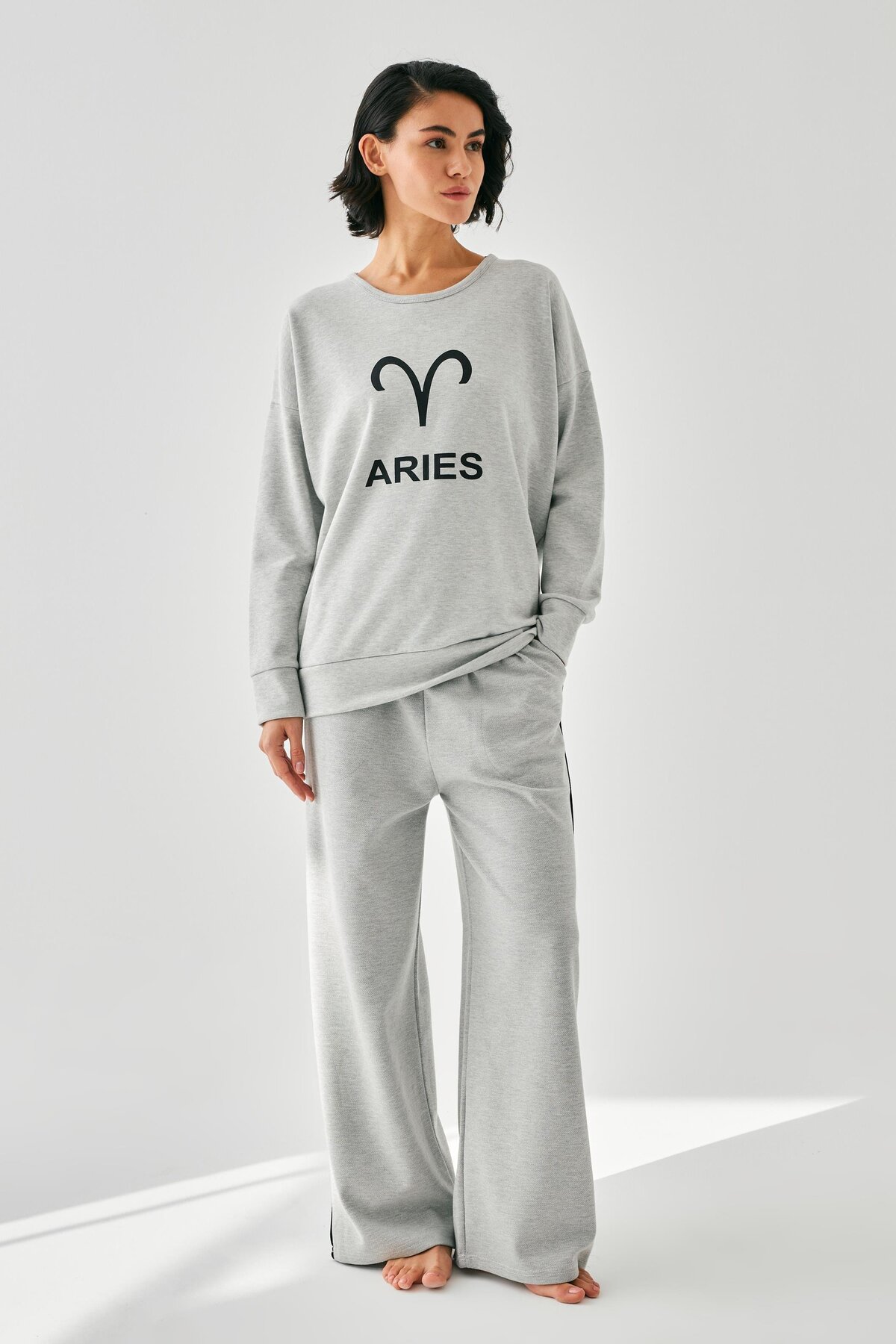 Women's Gray Aries Oversize 2 Thread Tracksuit Homewear Set