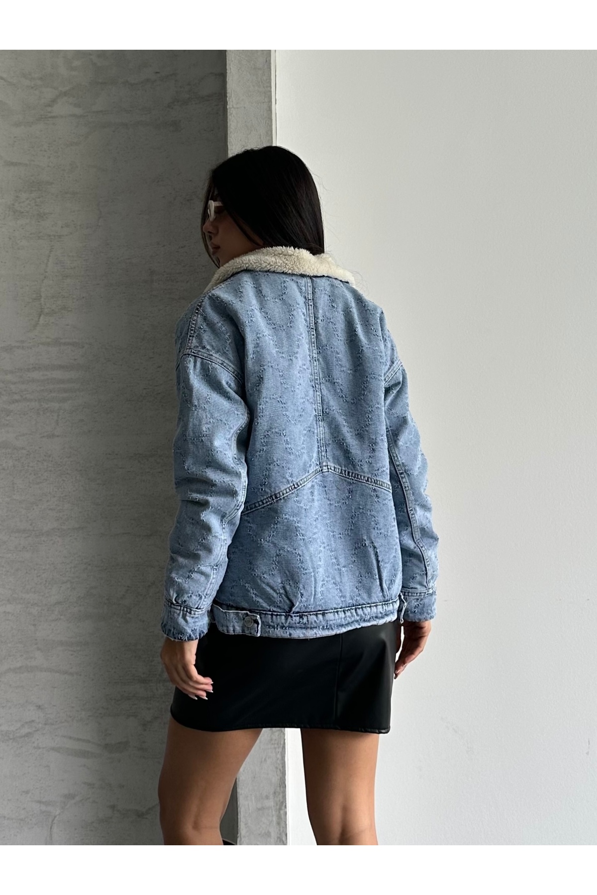SOLİS MODA  KADIN İÇİ KÜRKLÜ DENİM ÇEKET - Görsel 4