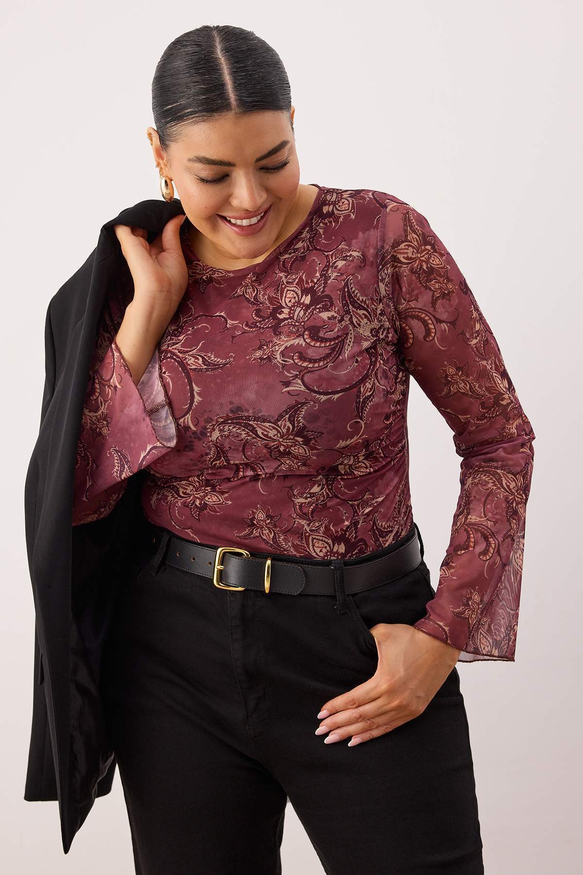 Trendyol Curve Tinejdžerska bluza sa šarenim šalom, asimetričnim izrezom i pr...