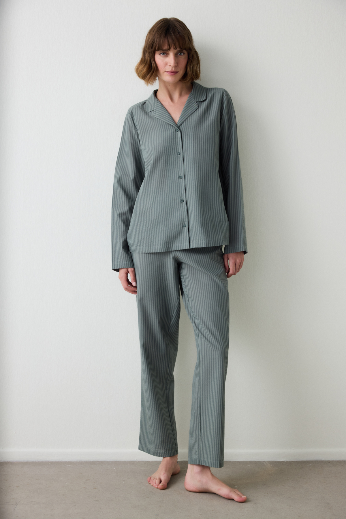 Penti Koyu Yeşil Çizgili Gömlek Yaka Pamuklu Uzun Kollu Pijama Takımı
