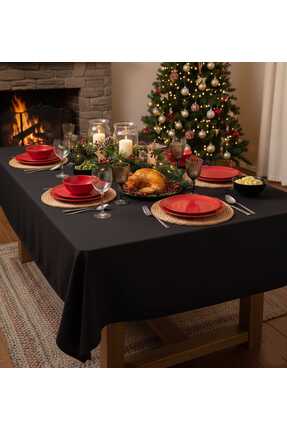 PİKKO HOME YILBAŞI SOFRALARINA UYGUN SİYAH KADİFE DOKULU DERTSİZ MASA ÖRTÜSÜ(YB)