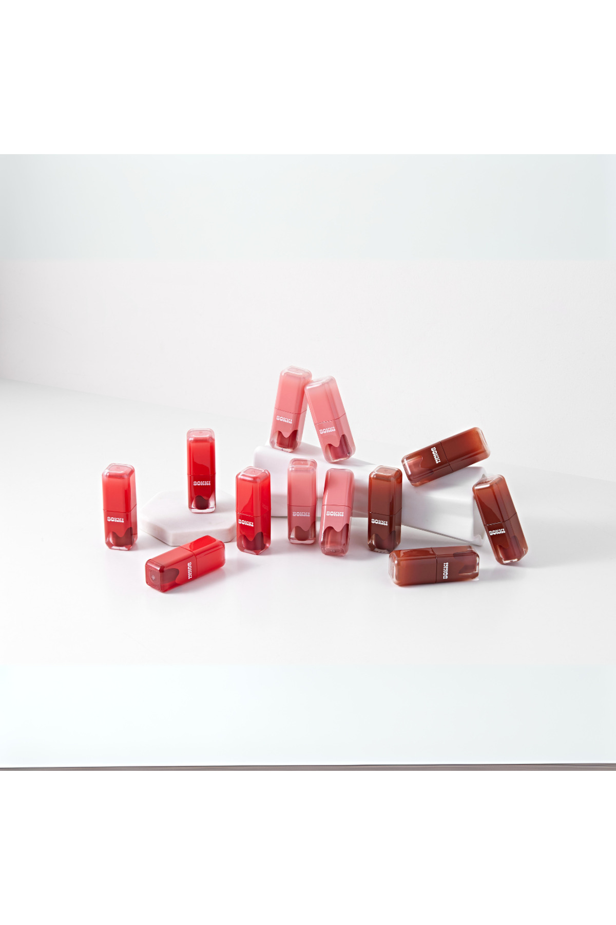 برق لب نیمه دائمی مرطوب کننده و درخشان Glow Bokki Tint GB03 Chili Pink 4.85 gr — تصویر 8 از 9