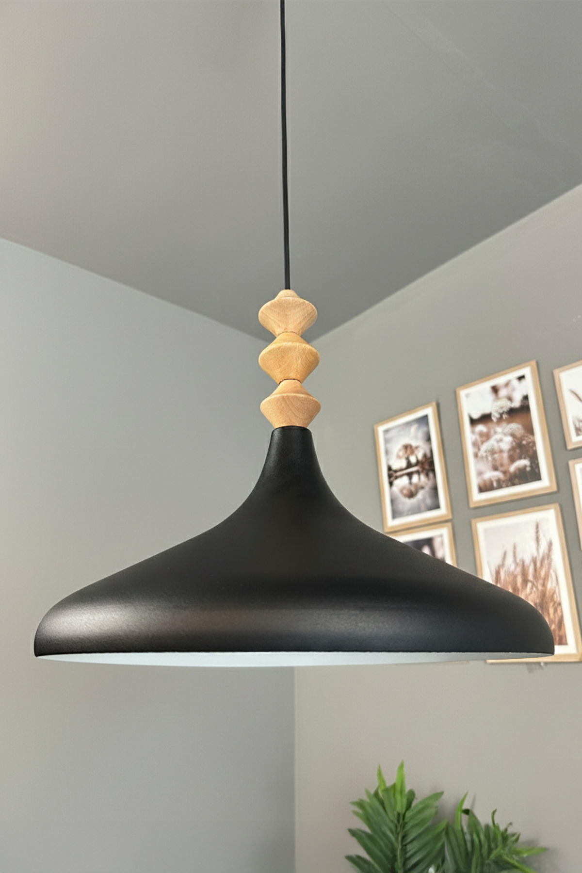 Black Interior White Q Wooden Single Chandelier Pendant Living Room Kitchen Cafe Boutique Lamp Lighting Chandeliers