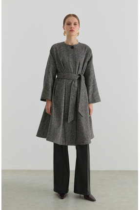 Fatma Atasoy Pelerin Balıksırtı Siyah Kaban