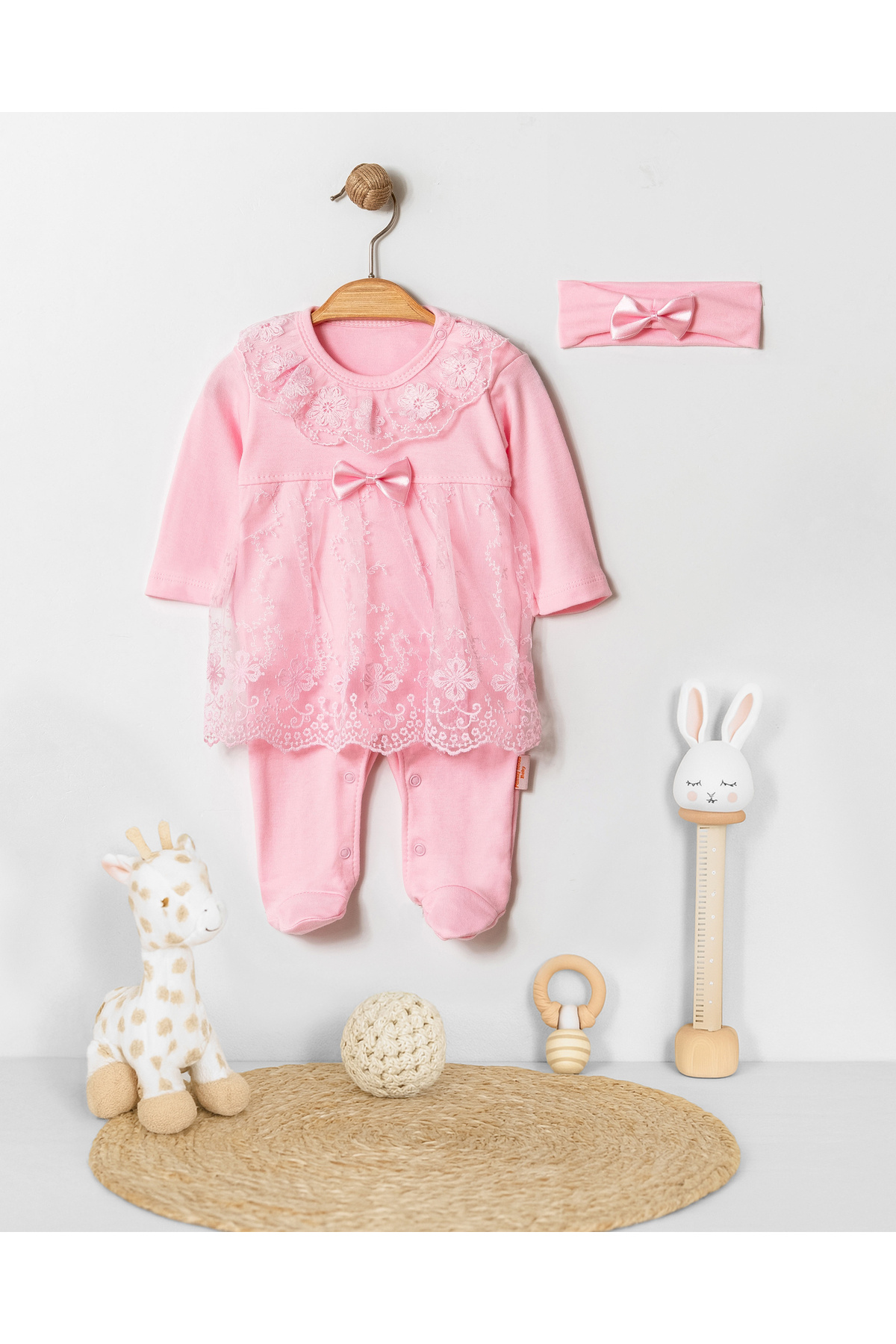 Pamuş Moda Baby %100 Pamuk Dantelli Kız Bebek Patikli Tulum ve Saç Bandı Seti