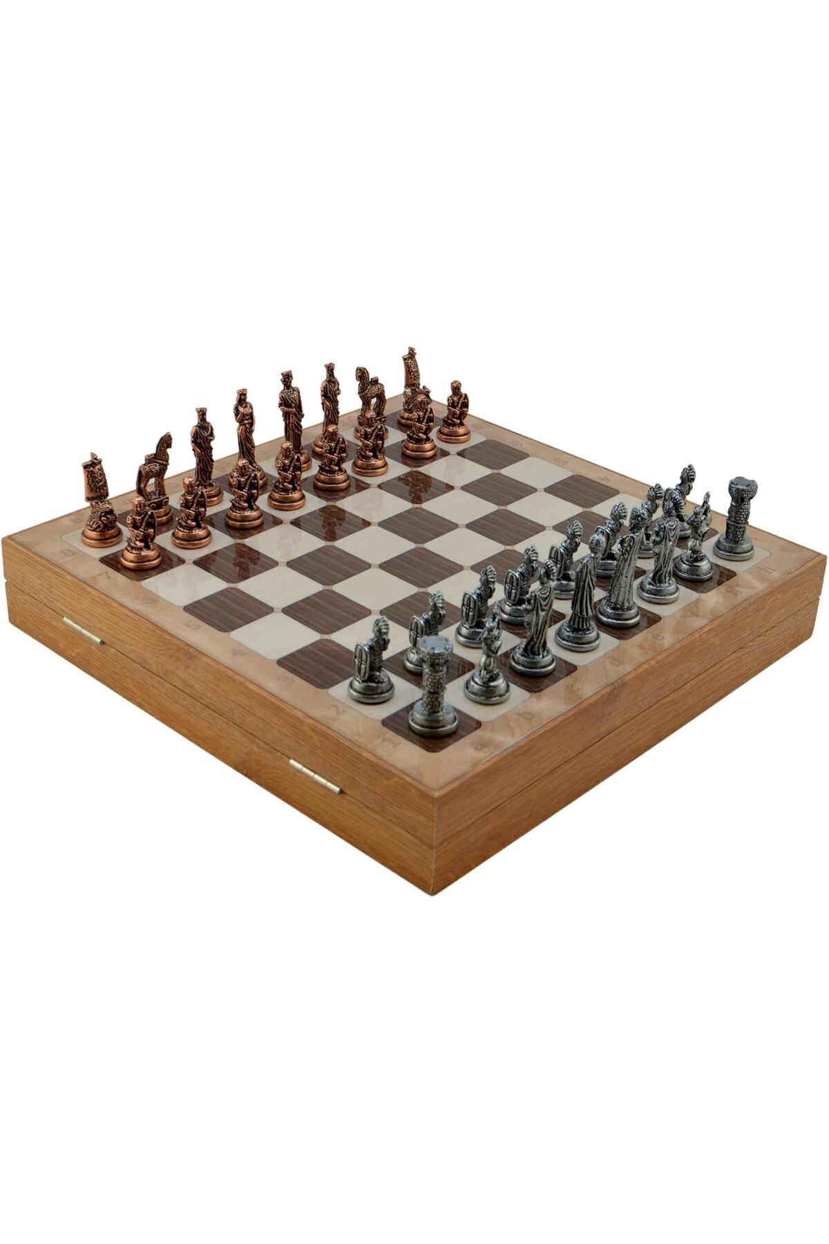 Savings Sphere Orta Boy Metal -Sparta Satranç Takımı ve Desenli Sandıklı MDF Tahtası (36x36x6 cm.)