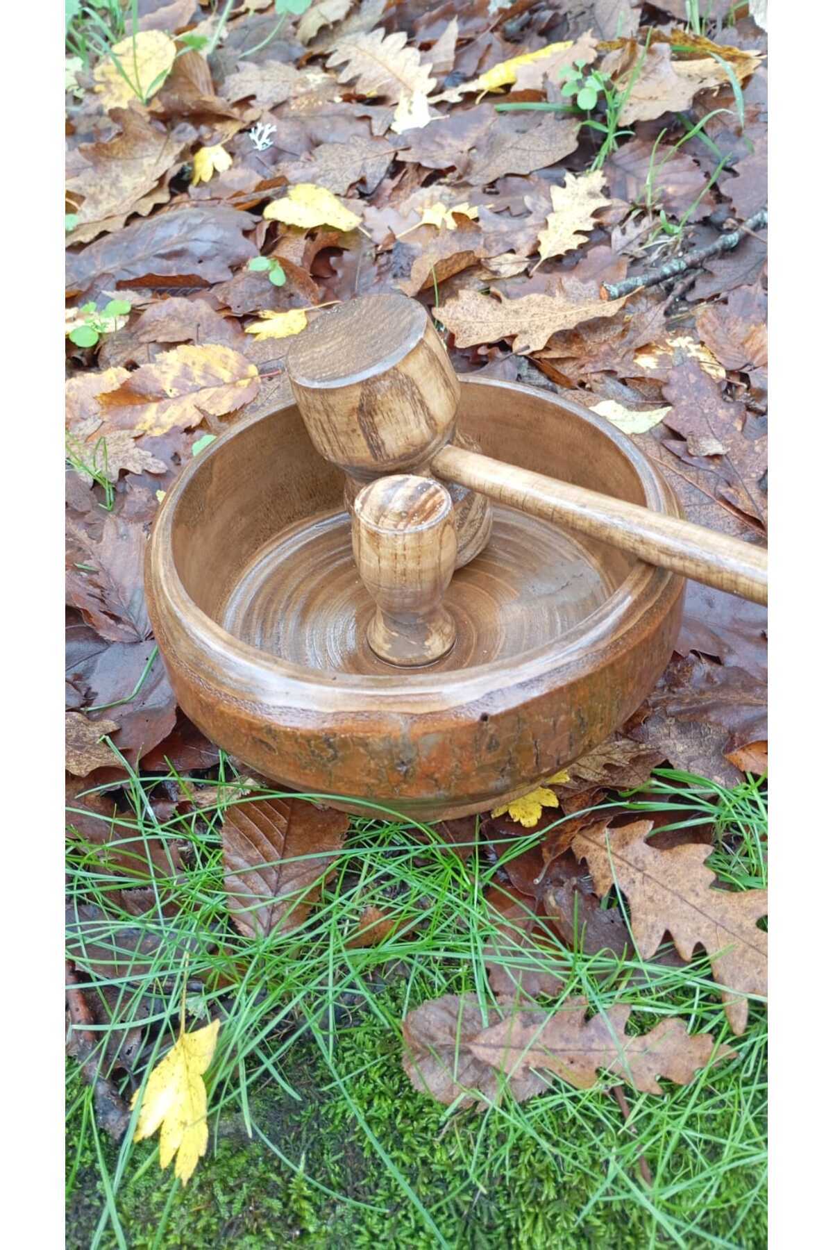 Umut %100 Doğal El Işçiliği Eskitme Model Ahşap Ceviz Fındık Kıracağı Kabuklu Kıracak Tokmaklı