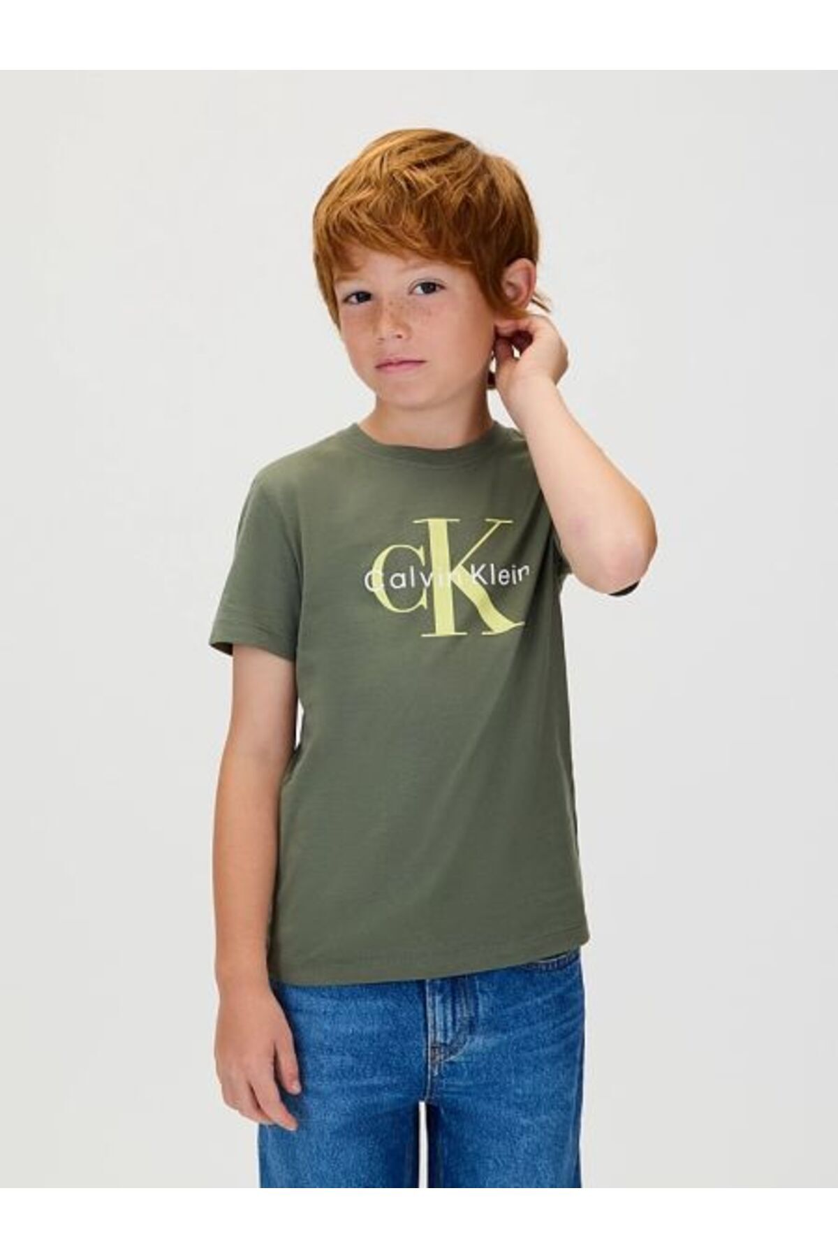 کلوین کلاین تی‌شرت