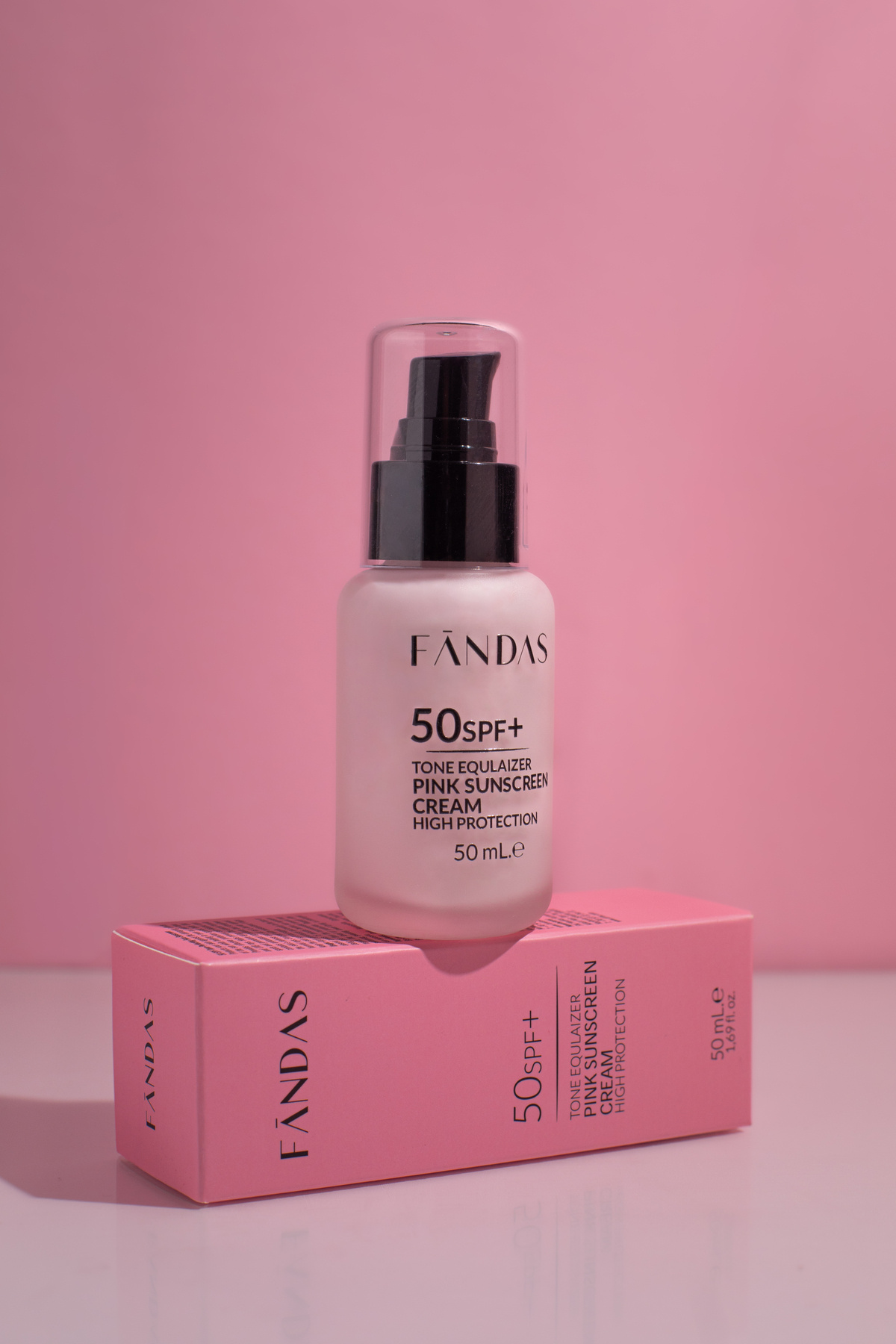 Pink Sunscreen Yüz Kremi - Nemlendirici Etkili 50 SPF+ — FA0028 — تصویر 4 از 5