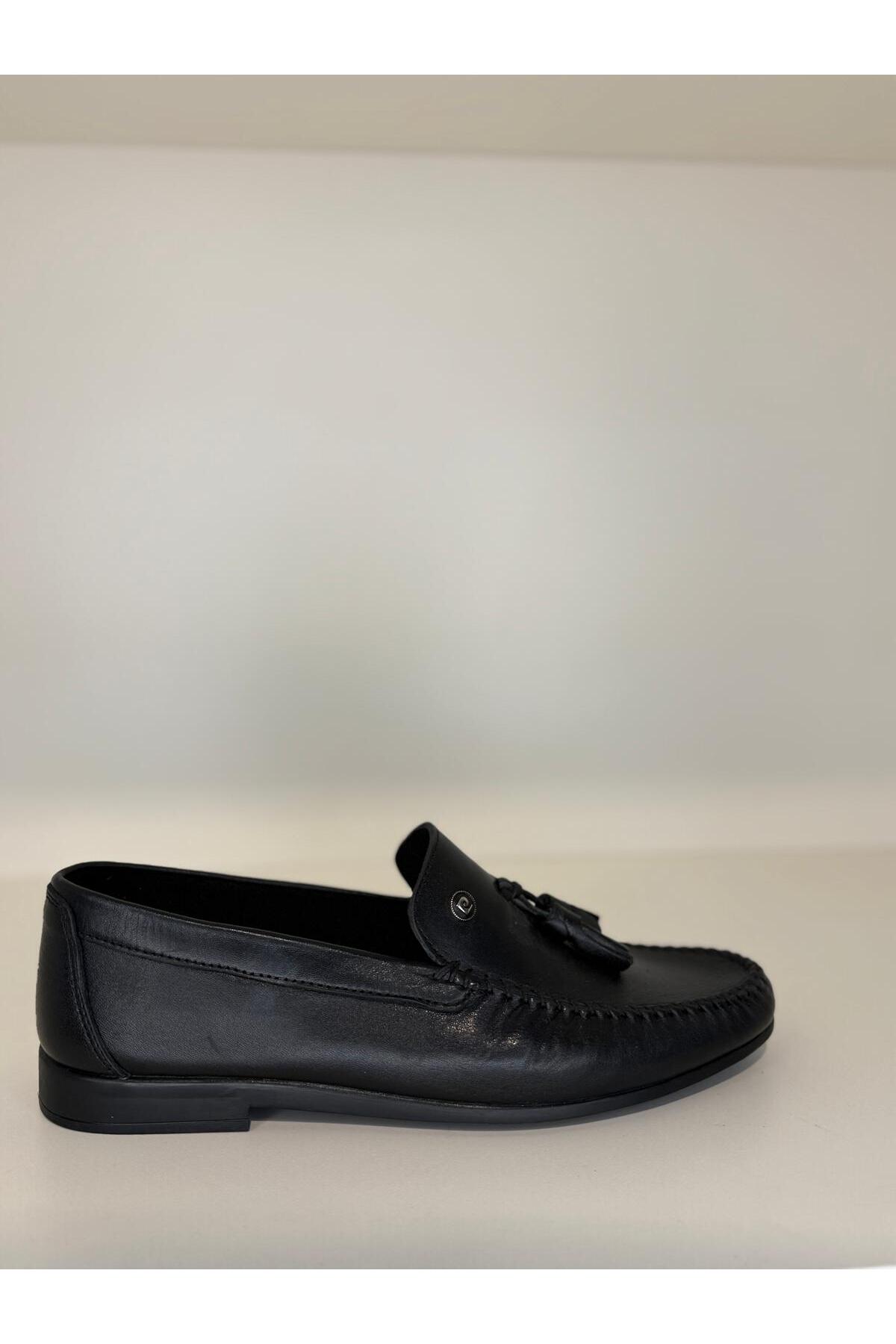 پیر کاردین کفش مردانه چرم اصل مشکی مدل Balerina Loafer کد ۲۵۱۰۱