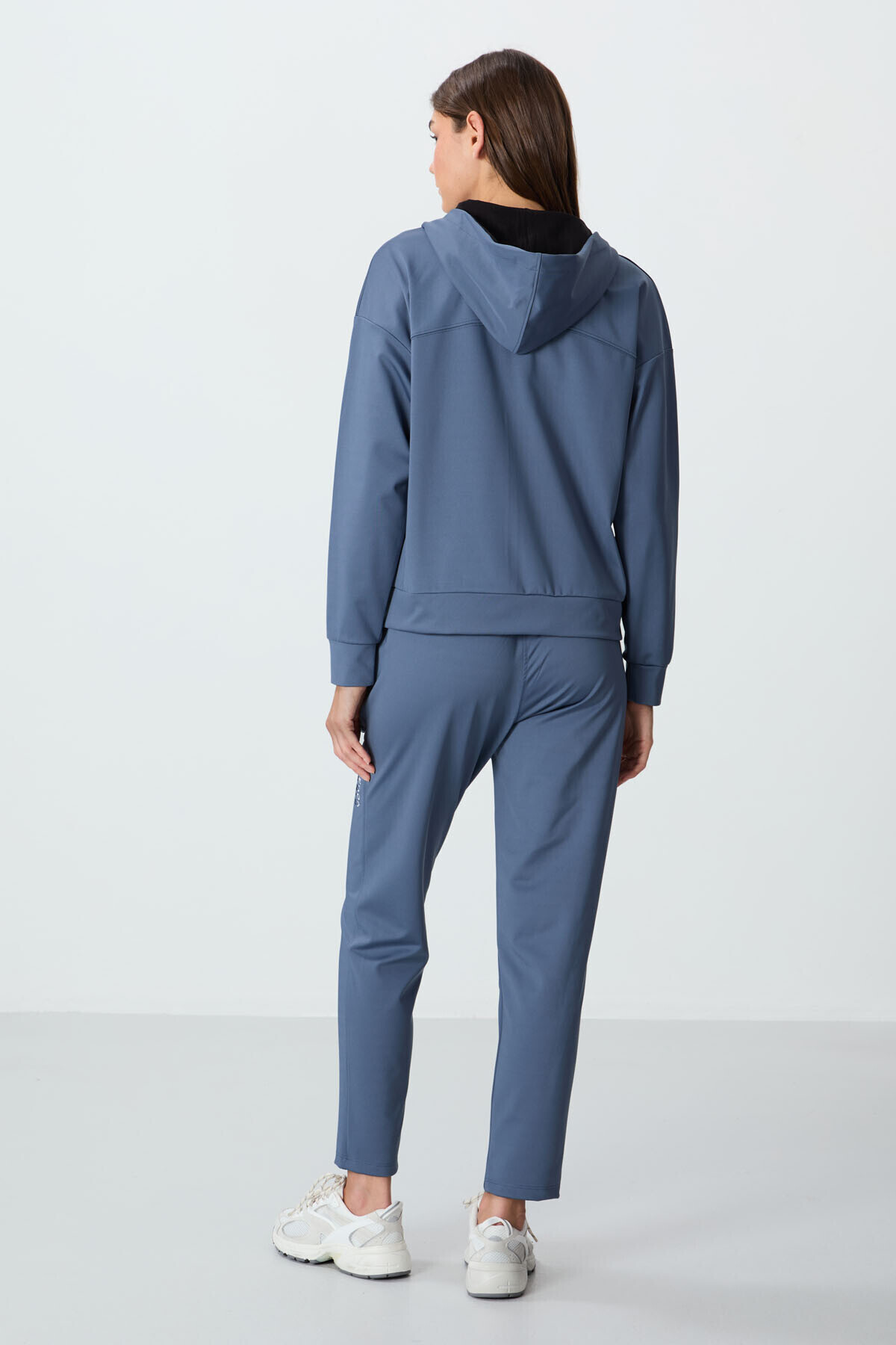 TOMMY LIFE Petrol Kapüşonlu Gizli Cep Detaylı Standart Kalıp Kadın Eşofman Takımı - 95306 görsel 8