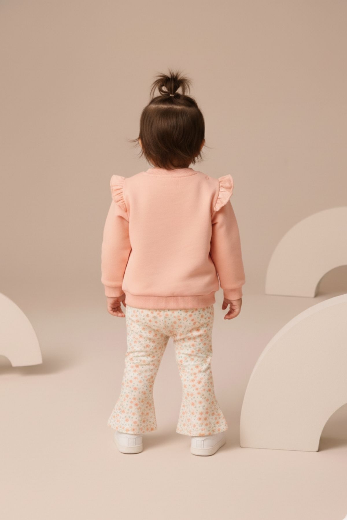 Minipodyum Kız Bebek Bandanalı Nakışlı İspanyol Paça Taytlı 3 Parça Alt Üst Takım fotoğrafı 2 (önizleme)