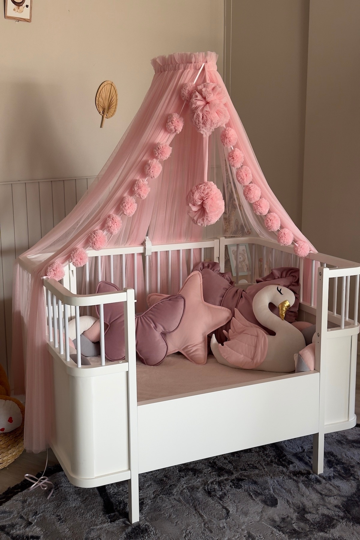 Pastelya Toz Pembe Bebek Beşik Cibinliği Yumuşak Pürüzsüz Tül Sineklik Aparatlı Cibinlik fotoğrafı 5 (önizleme)