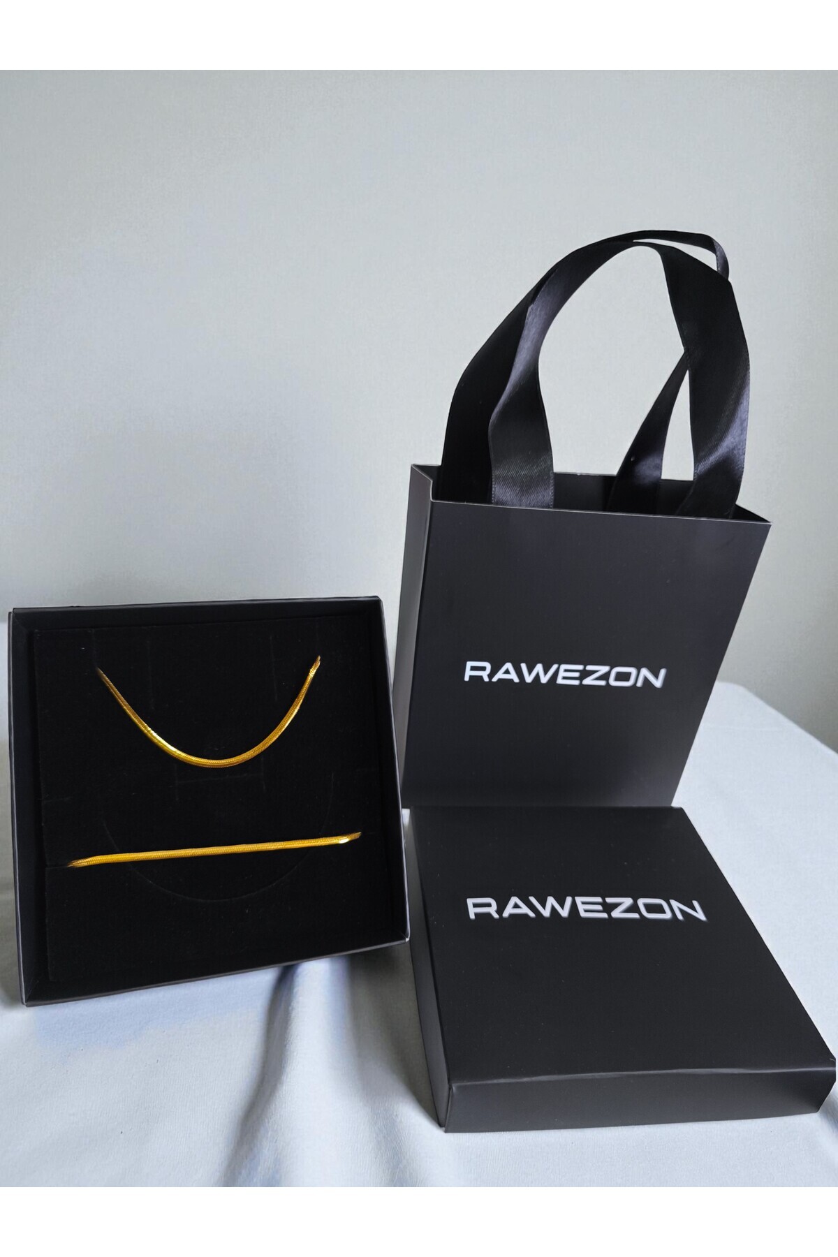 RAWEZON Çantalı Kutulu Erkek Hediye-Gold Renk İtalyan İnce Zincir Çelik Kolye Bileklik Sevgiliye Arkadaşa