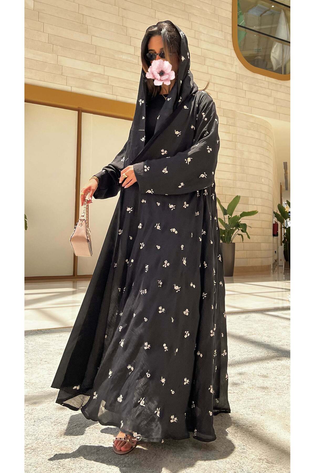 AYA عباية كتان هندية مطرزة بالكامل