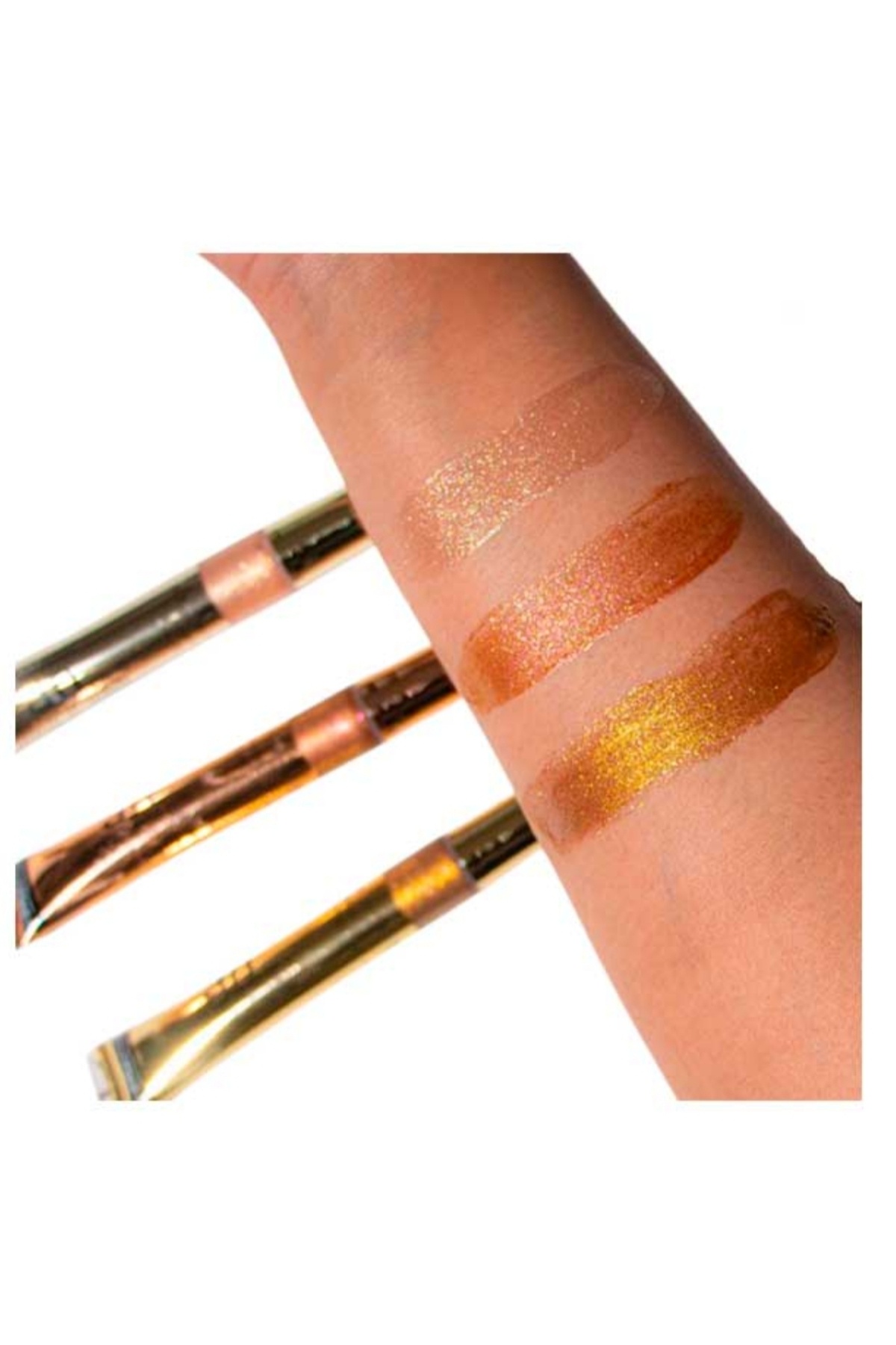 Relove by Revolution Sıvı aydınlatıcı Simli Highlighter- Gece Makyajına Hazır Olun