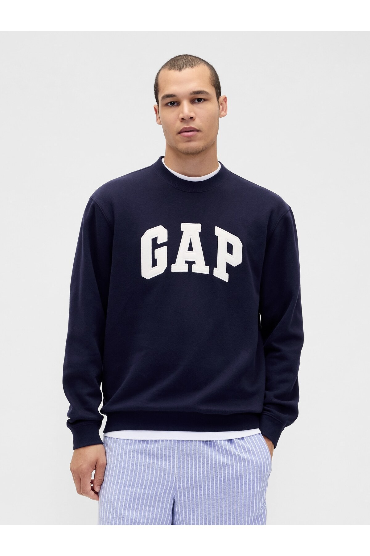 گپ سویشرت مردانه طرح VintageSoft سرمه‌ای با لوگوی آبی