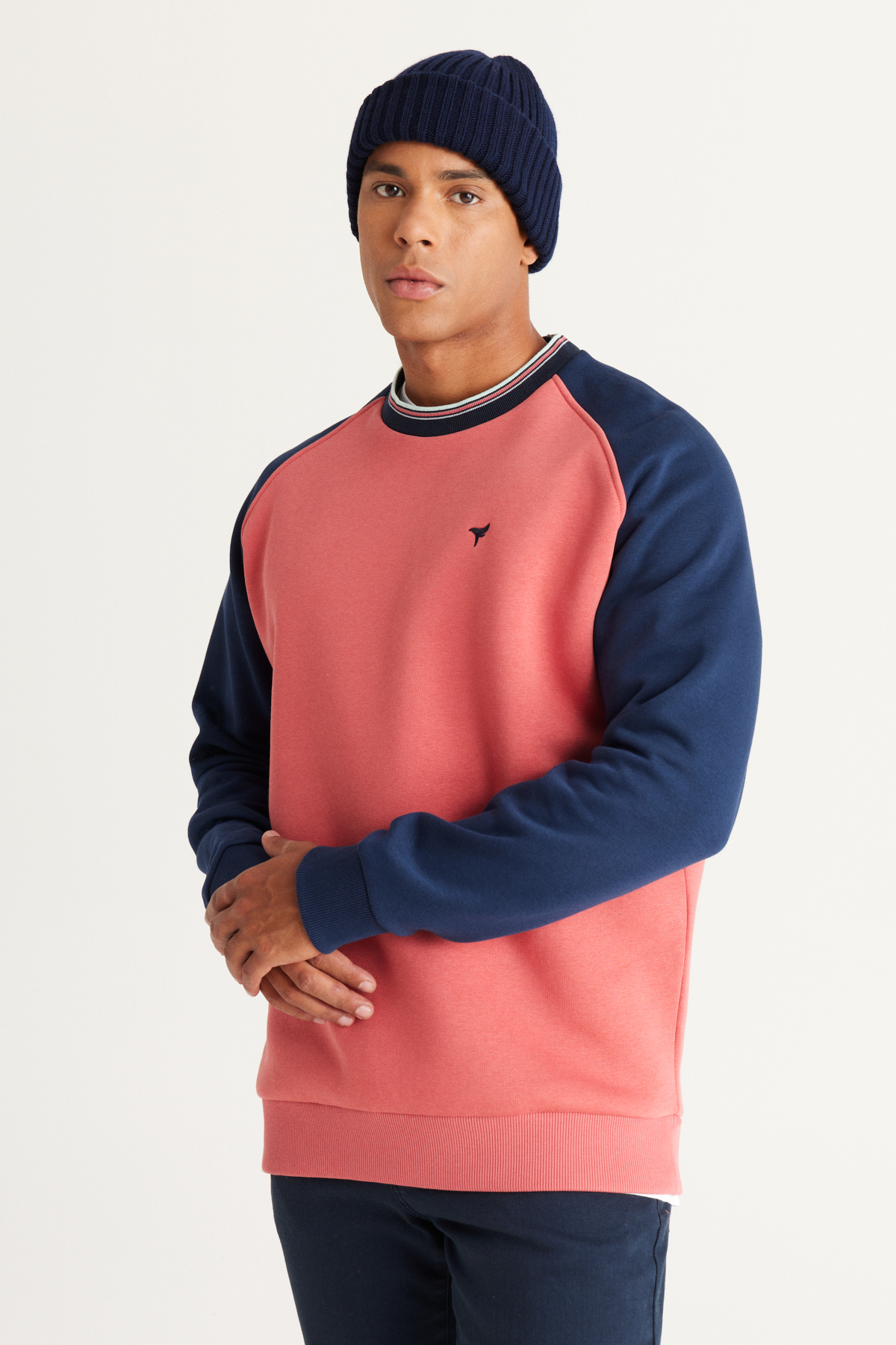 AC&Co / Altınyıldız Classics Lacivert-mercan Oversize Bol Kesim Içi Polarlı 3 Iplik Bisiklet Yaka Pamuklu Sweatshirt görsel 2