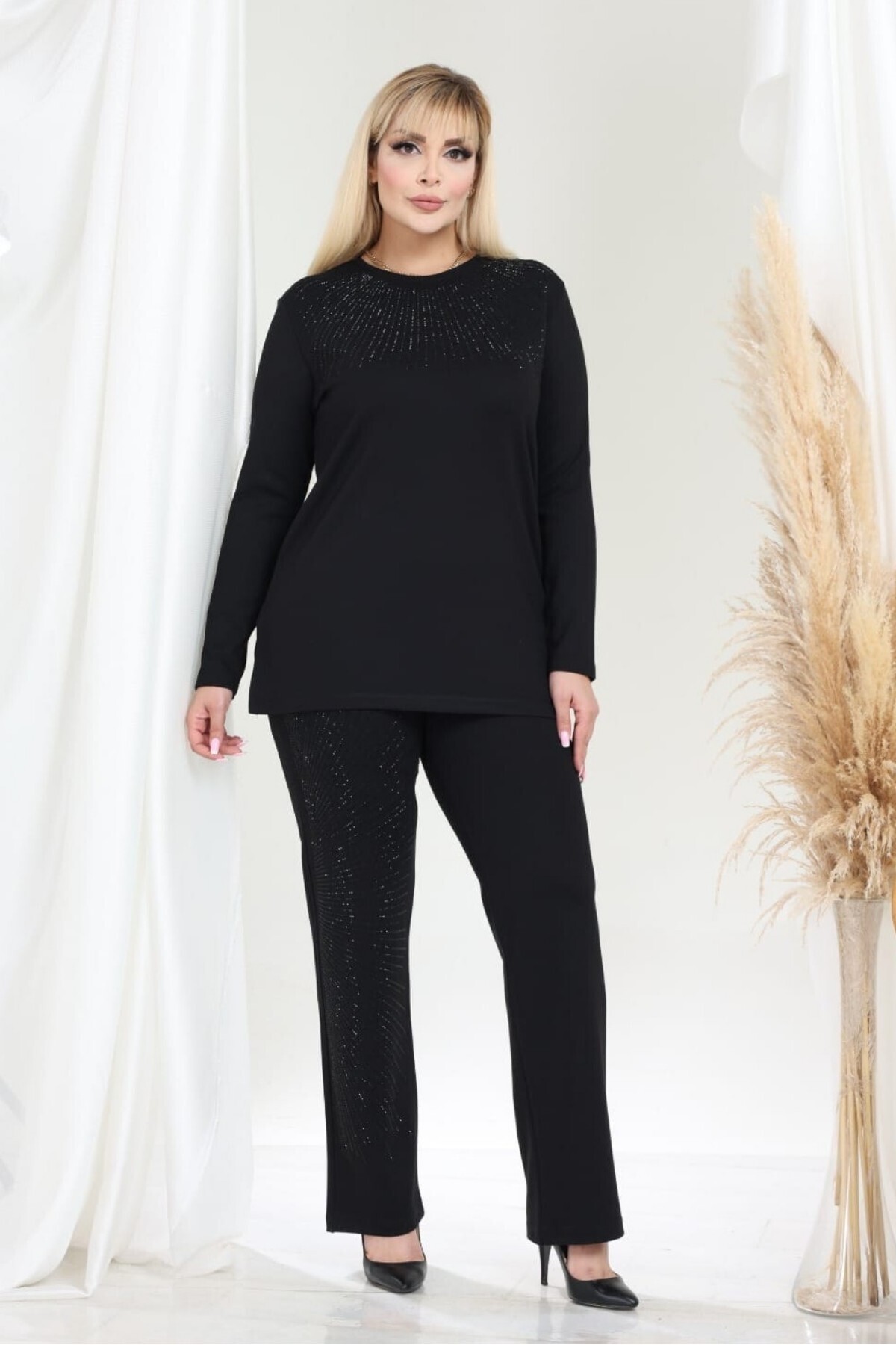 sinemisxxl pantolonu ve bluzu taşlı çelik kumaş likralı takım