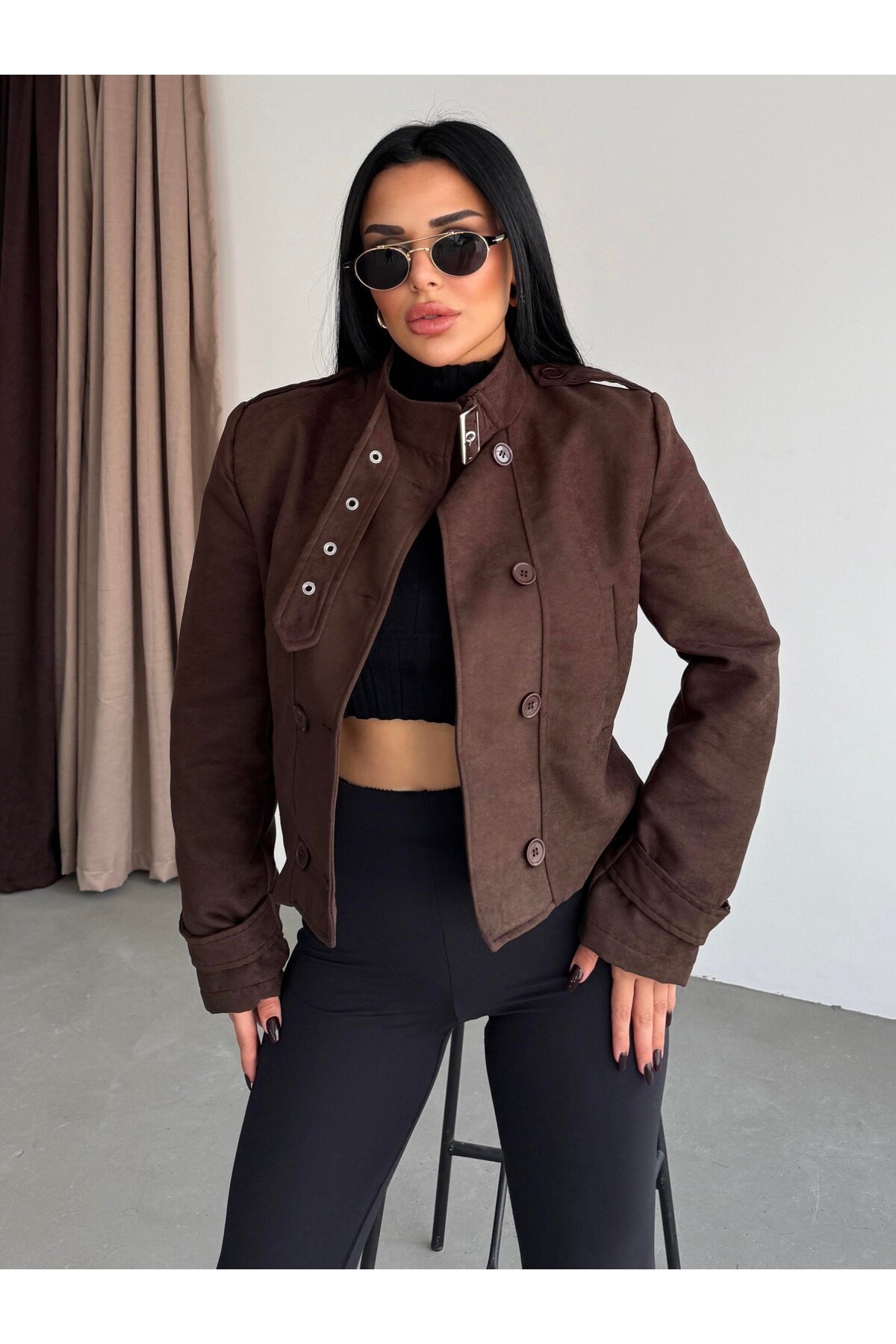 HARMONY GLOBAL  Kadın Kahverengi Tokalı Yaka ve Düğme Detaylı Vorse Süet Kısa Ceket –Tok Duruşlu, Şık Süet Mont 7615