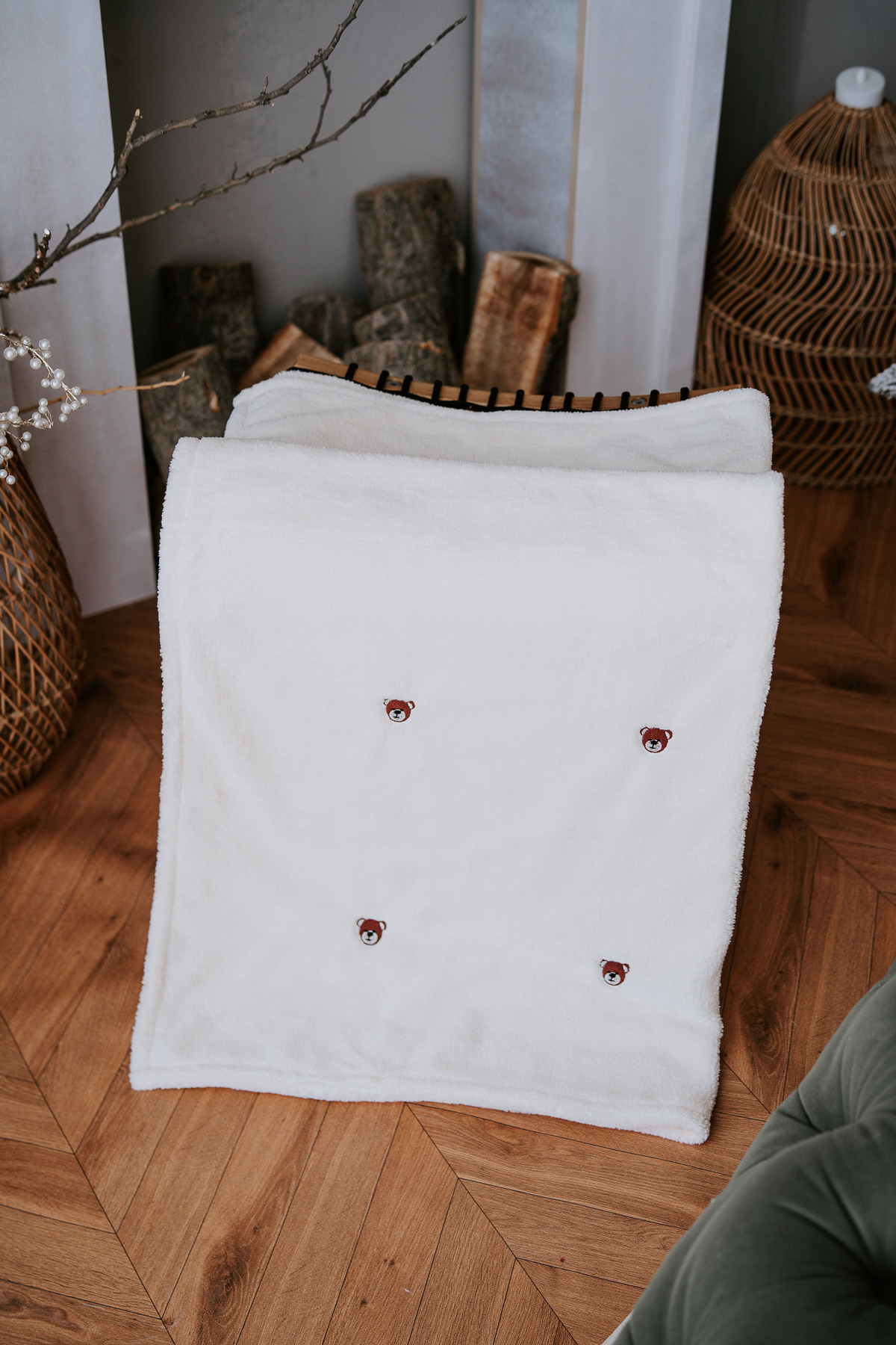 Genel Markalar Wellsoft Peluş 100x110 Ekru Nakışlı Bebek Battaniyesi fotoğrafı 3 (önizleme)