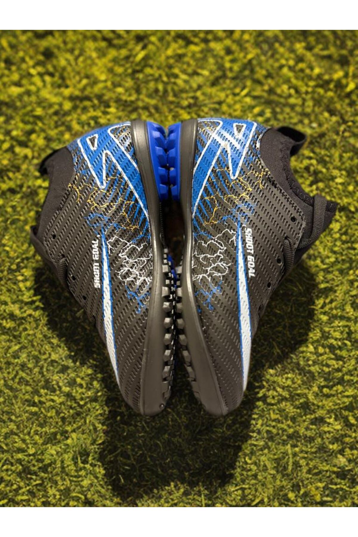 kids crampons and astro pitch football shoes with blue-black socks