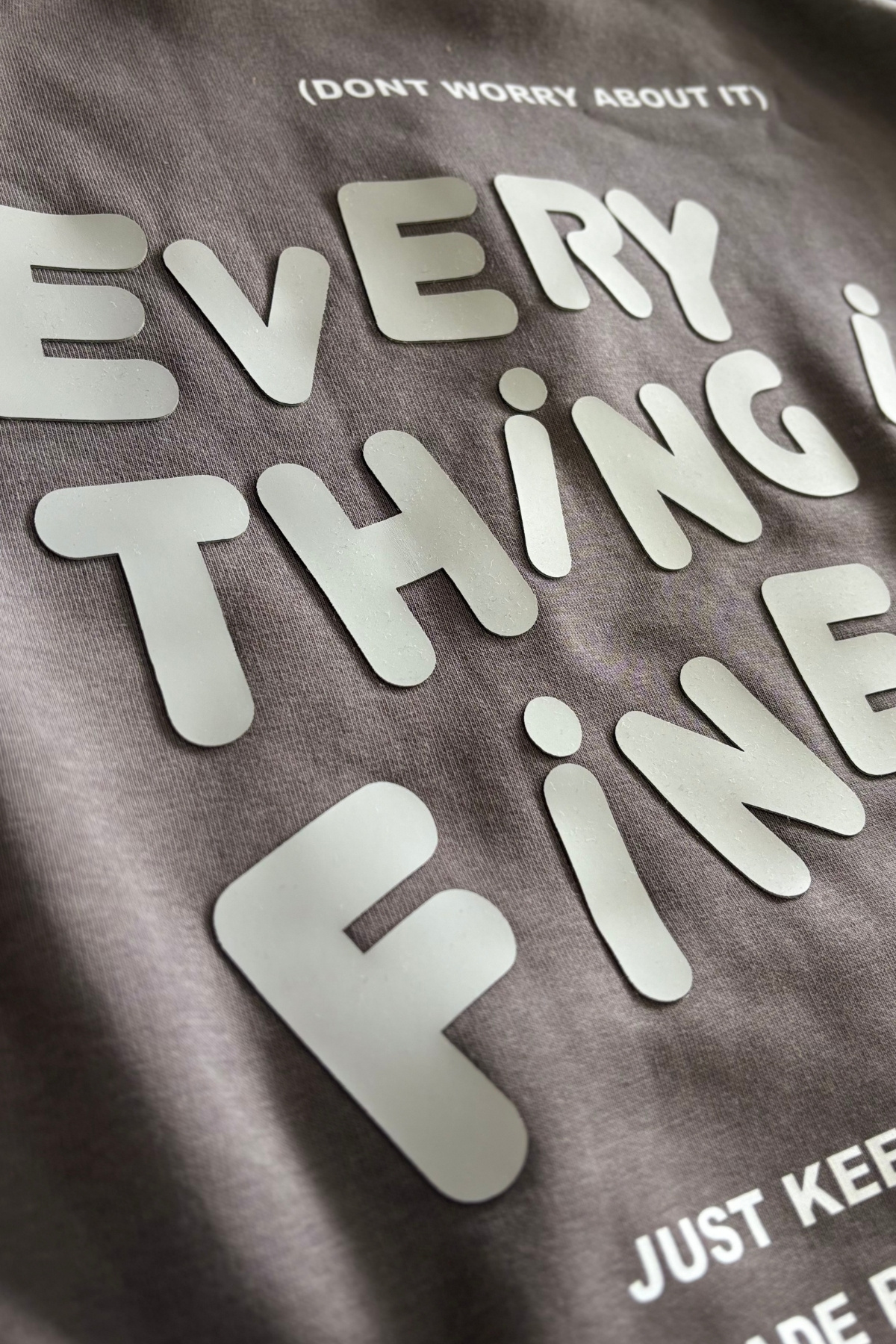 The Champ Clothing Unisex Oversize Sweatshirt Hoodie Every Thing Is Fine Baskılı Bordo–3 İplik Şardonlu Polar, Cepli görsel 7