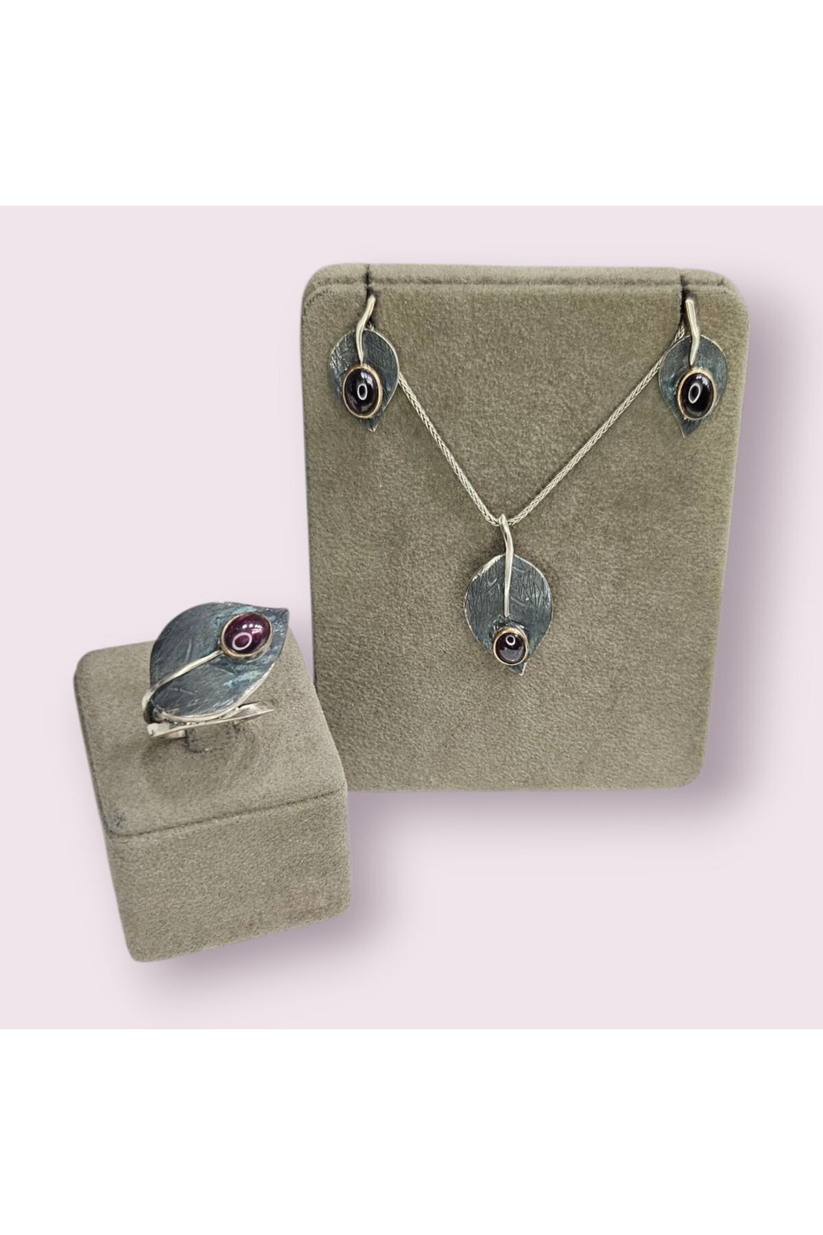 Sln Gümüş Granat(Bordo) Taşlı Yaprak Form Tasarım Gümüş Set