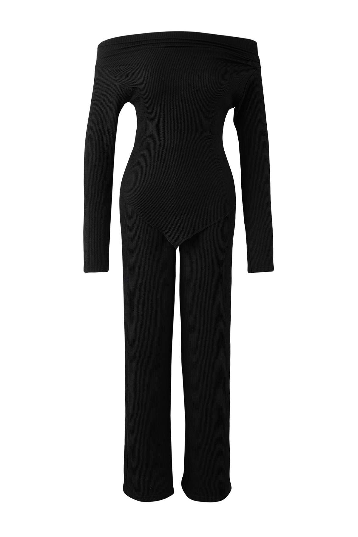 Trendyolmilla  Siyah Kayık Yaka Asimetrik Vücuda Oturan Üst Straigth Alt Örme Alt - Üst Takım TWOAW26AU00141 - Görsel 5