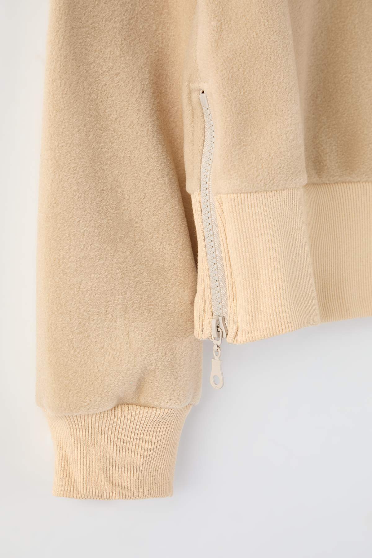 Trendyolmilla  Taş Regular/Normal Kalıp Fermuar Detaylı Dik Yaka Polar Kalın Örme Sweatshirt TWOAW26SW00026 - Görsel 6