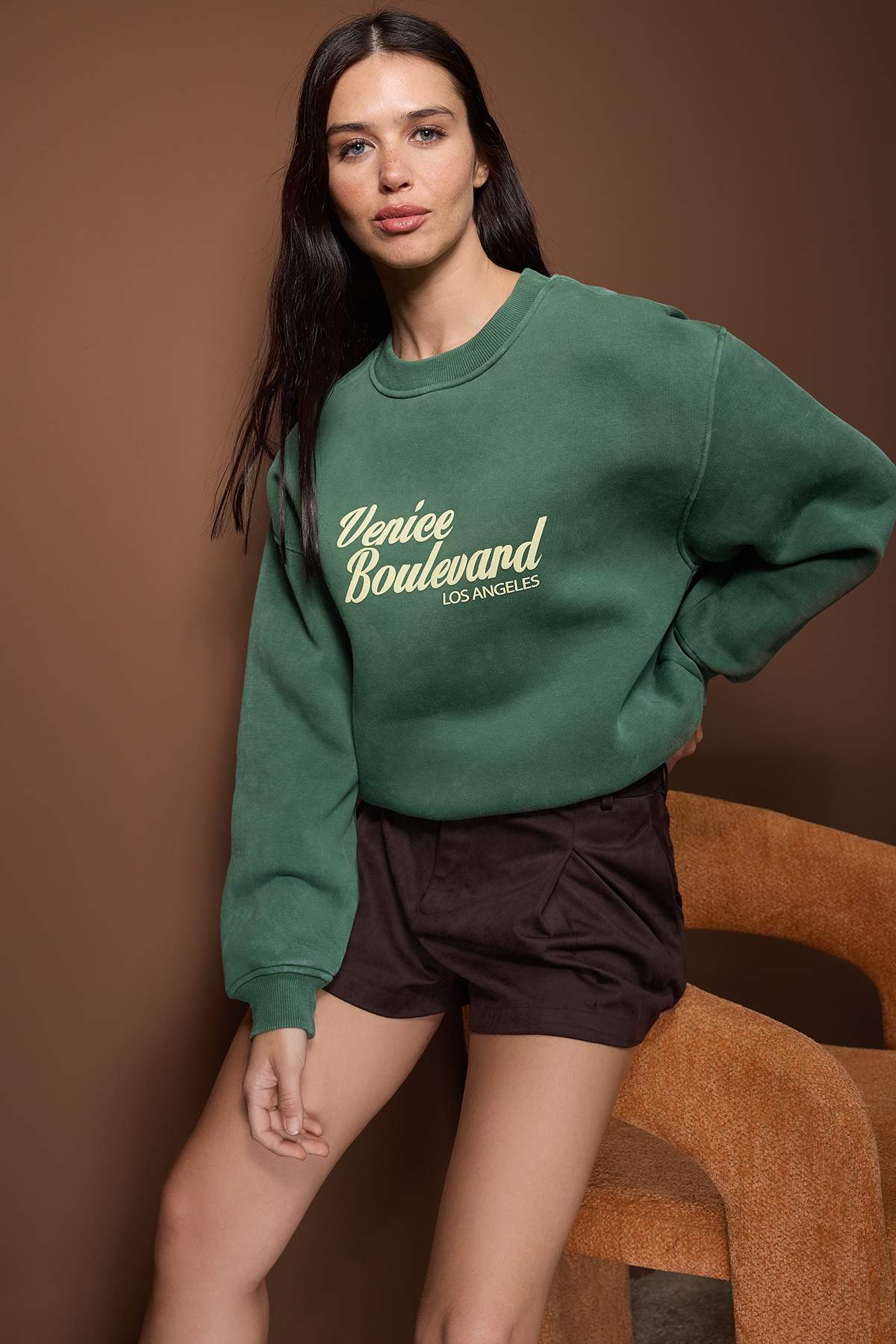 Trendyolmilla  Yeşil Yıkamalı Slogan Baskılı Oversize/Geniş Kalıp Kalın İçi PolarlıÖrme Sweatshirt TWOAW26SW00248