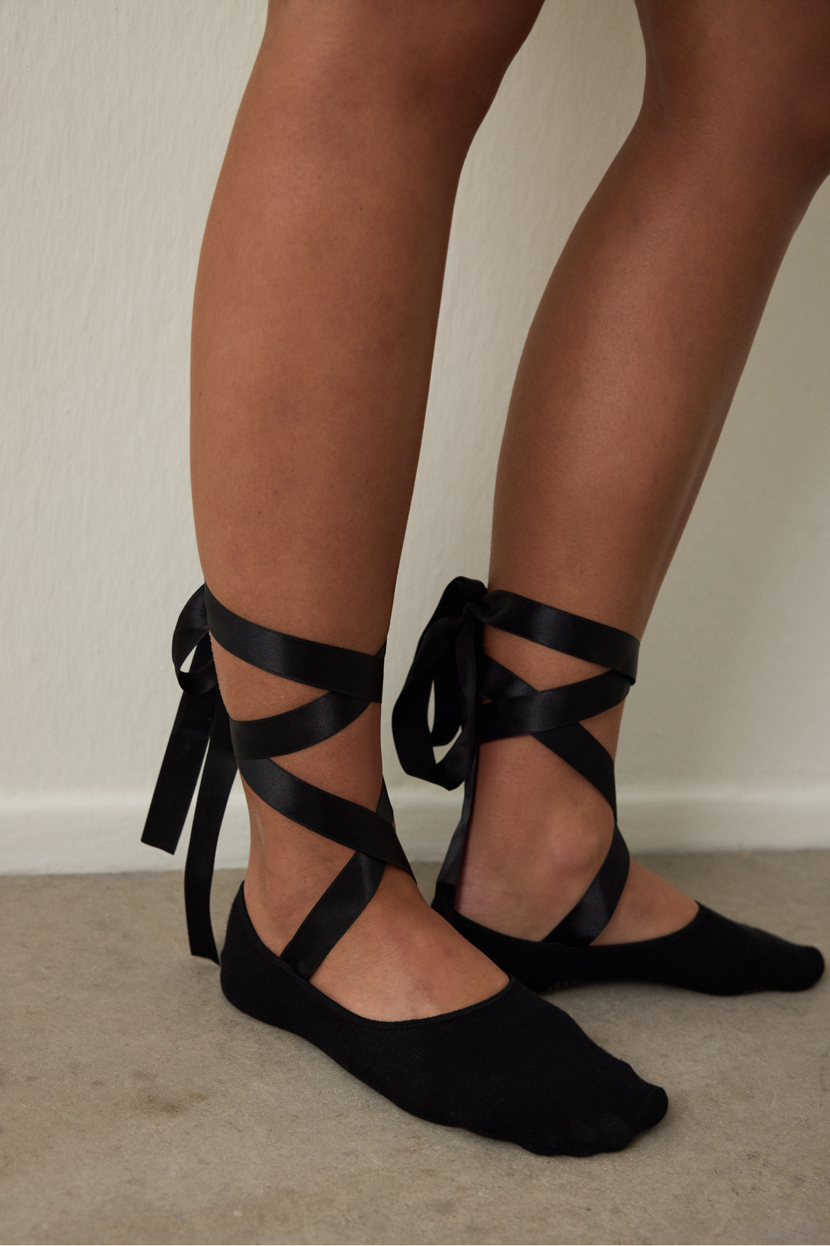 Penti Beyaz Kaydırmaz Taban Balerin Kurdele Detaylı Pilates&Yoga Çorabı