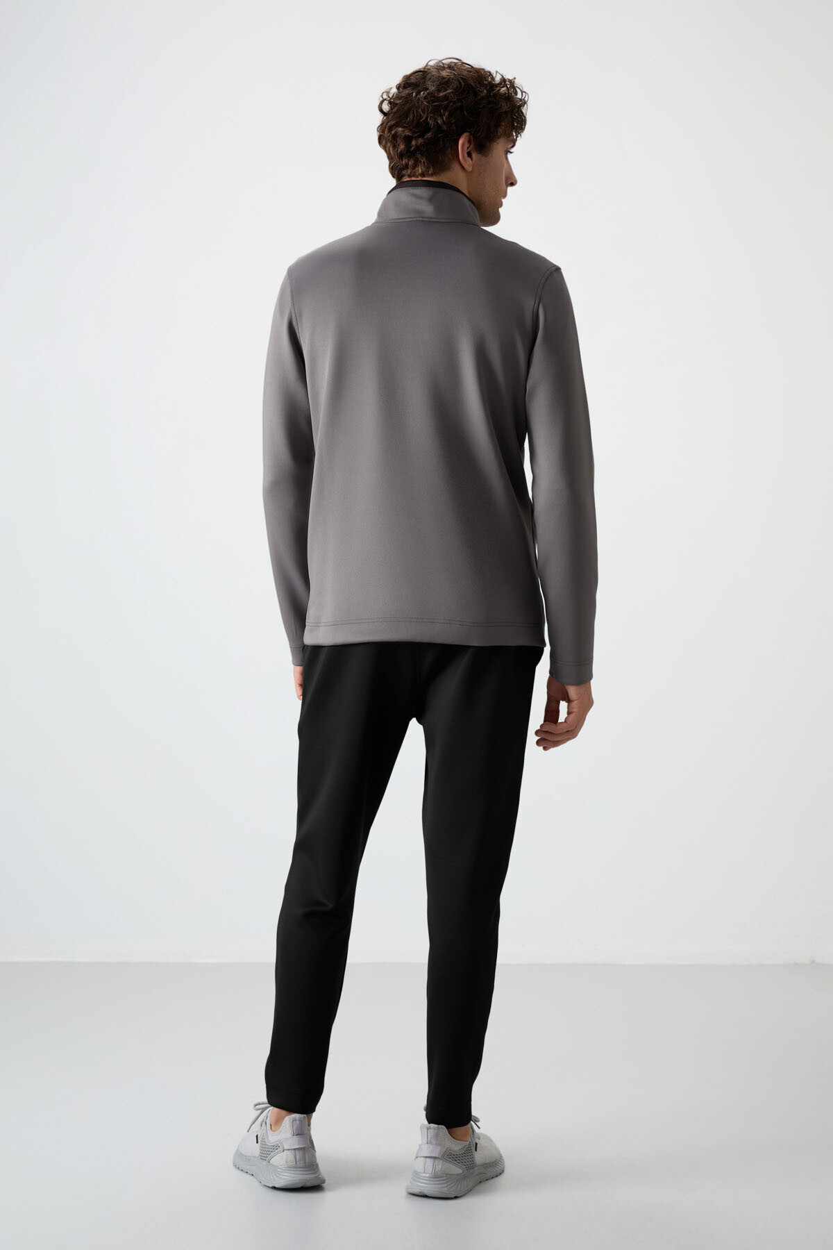 ست لباس ورزشی مردانه سبوس دارک خاکستری - Black Scuba Fabric - 85199 — رنگارنگ A13ER-85199 — تصویر 8 از 8