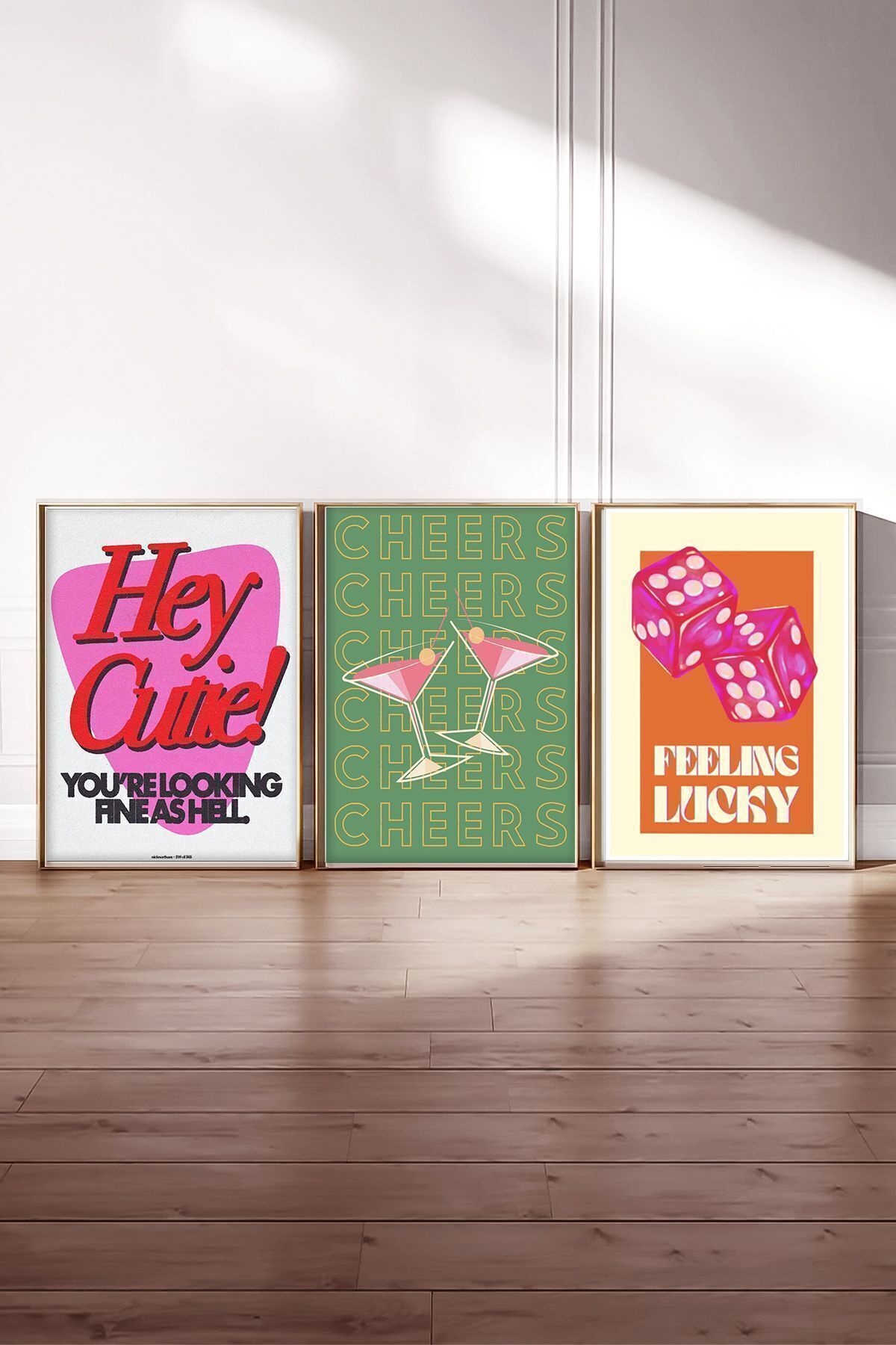 Paper Poster 3-Piece Retro Wall Decoration Coated Decorative Vintage Martini Lucky Dice