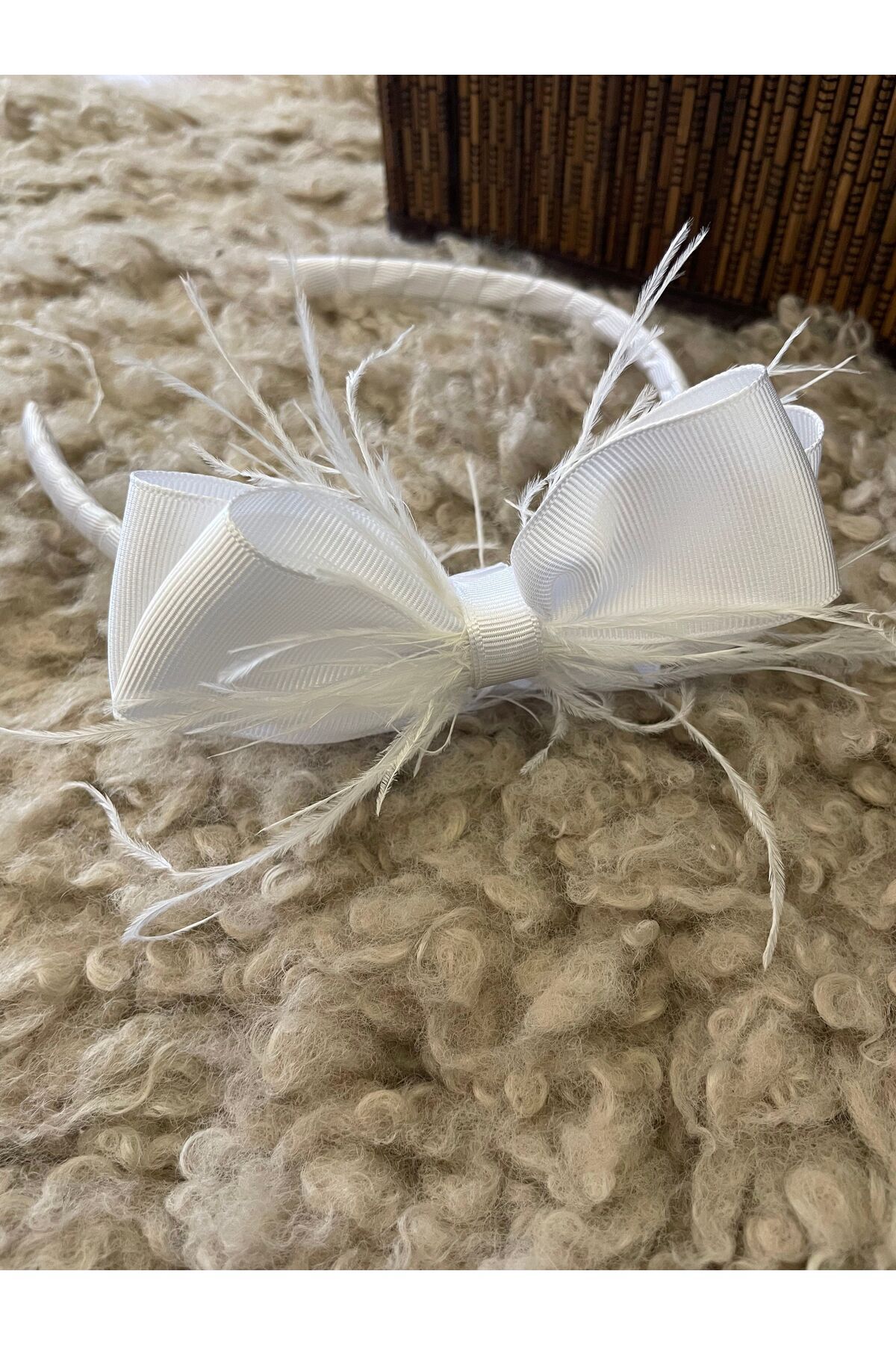 Rengarenk Minikler Beyaz Tuylu Fiyonklu Anne Bebek Lohusa Taç Takımı – Taç – Taç – Taç fotoğrafı 6 (önizleme)