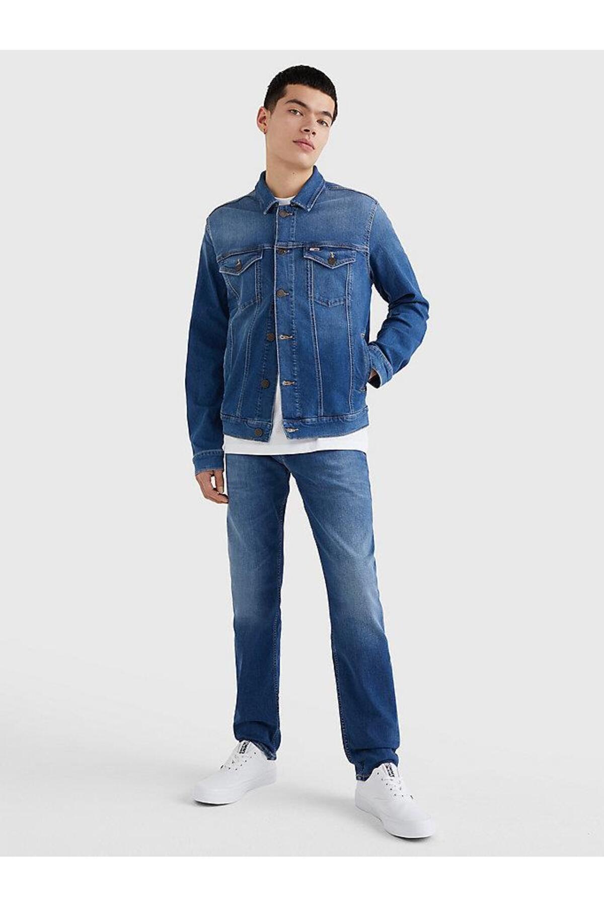 تامی هیلفیگر رگ تراکر جی کی دبلیو ام بی اس