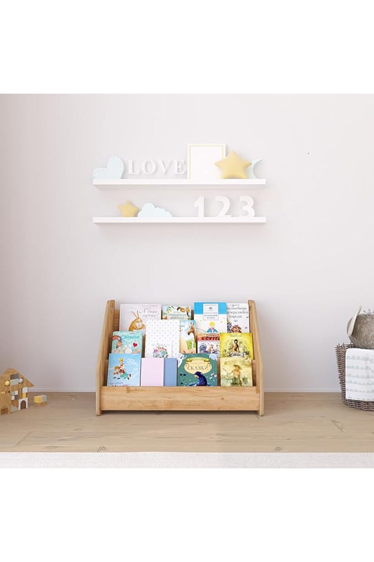 salesalbutik Kitaplığı, Ahşap Kitap Rafı