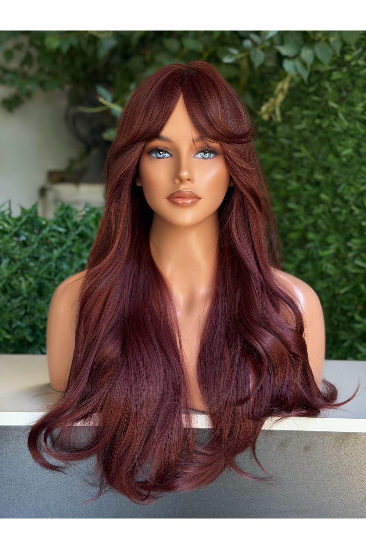Red Tong Wavy Long Rivet Wig