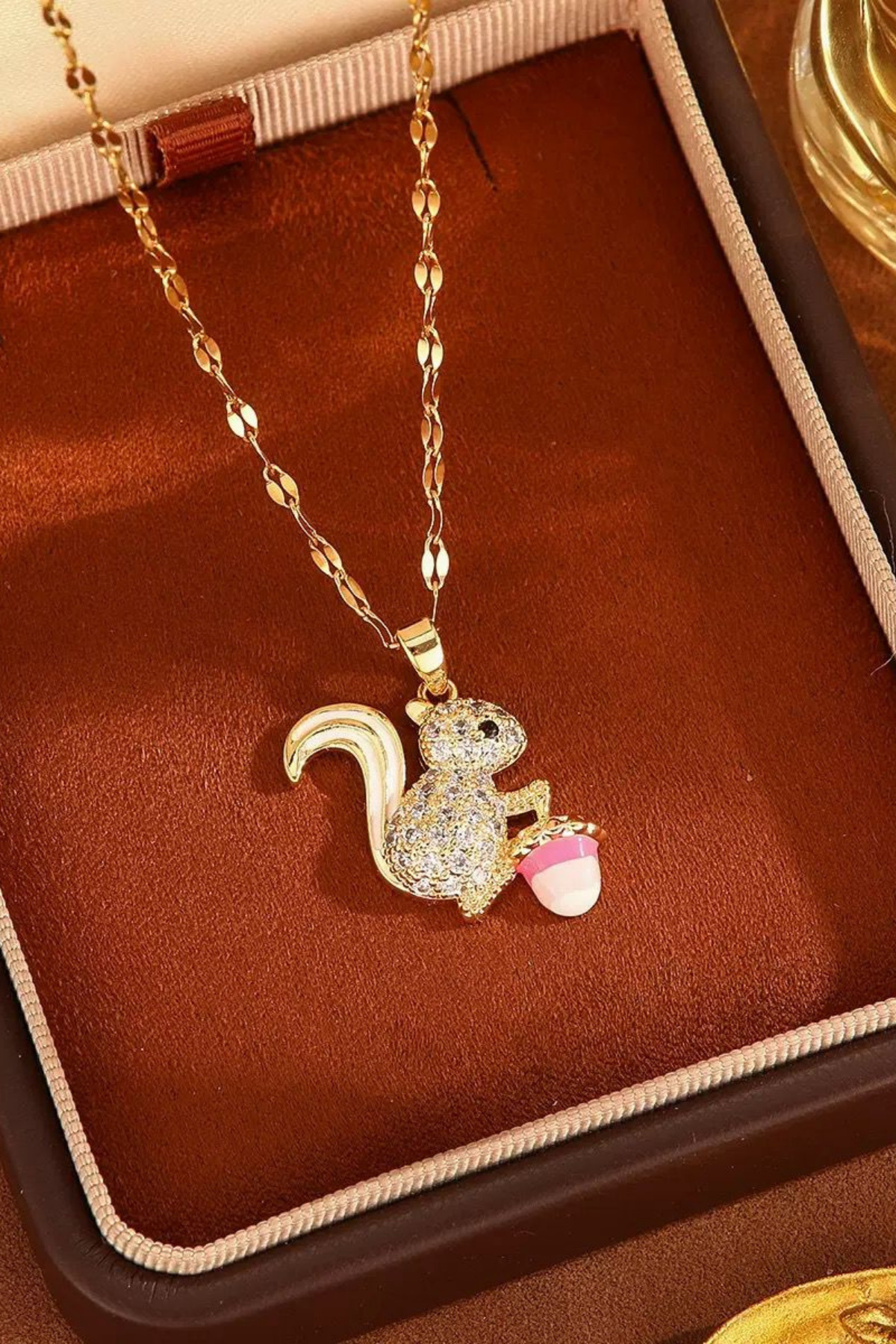 Acorn Detailed Squirrel Steel Necklace with Zircon Stone