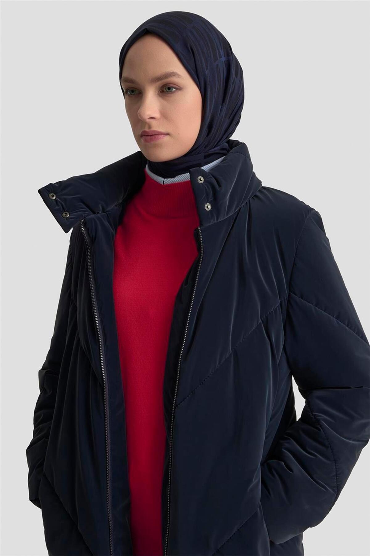 Armine  Kapitone Mont 25K7928 Lacivert - Görsel 3