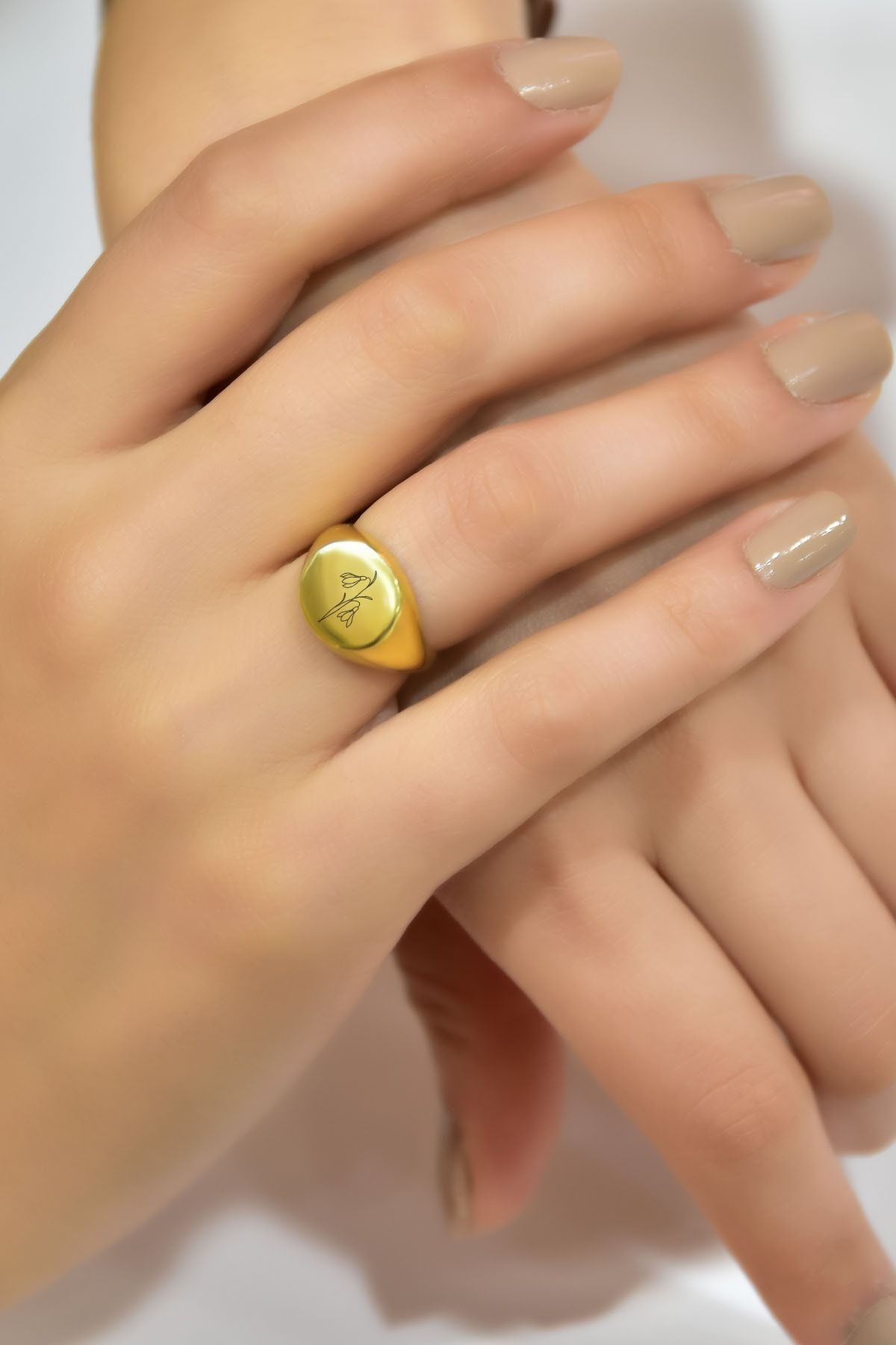 Flamingo 925 Ayar Gümüş Gold Kaplama Ayarlanabilir Nisan Ayı Doğum Çiçeği Kadın Yüzük