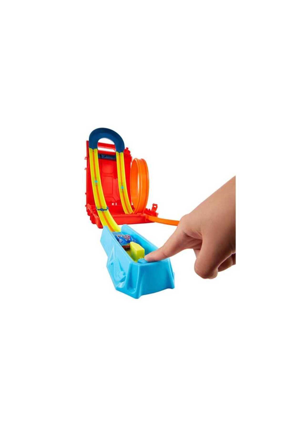 HOT WHEELS HDX78 HW Track Builder Benzin Bidonu Akrobasi Seti, Track Builder fotoğrafı 4 (önizleme)