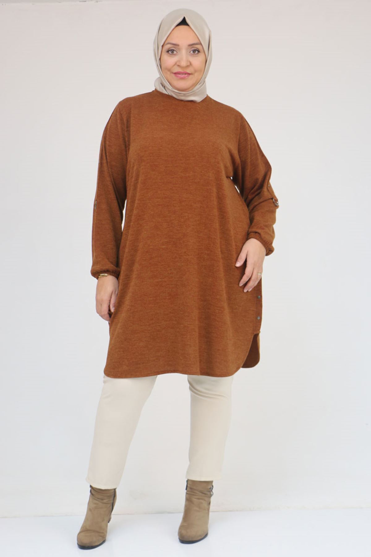 Eslina 58131 Büyük Beden Kol Ve Etek Uçları Perçinli Mir Tunik - Taba