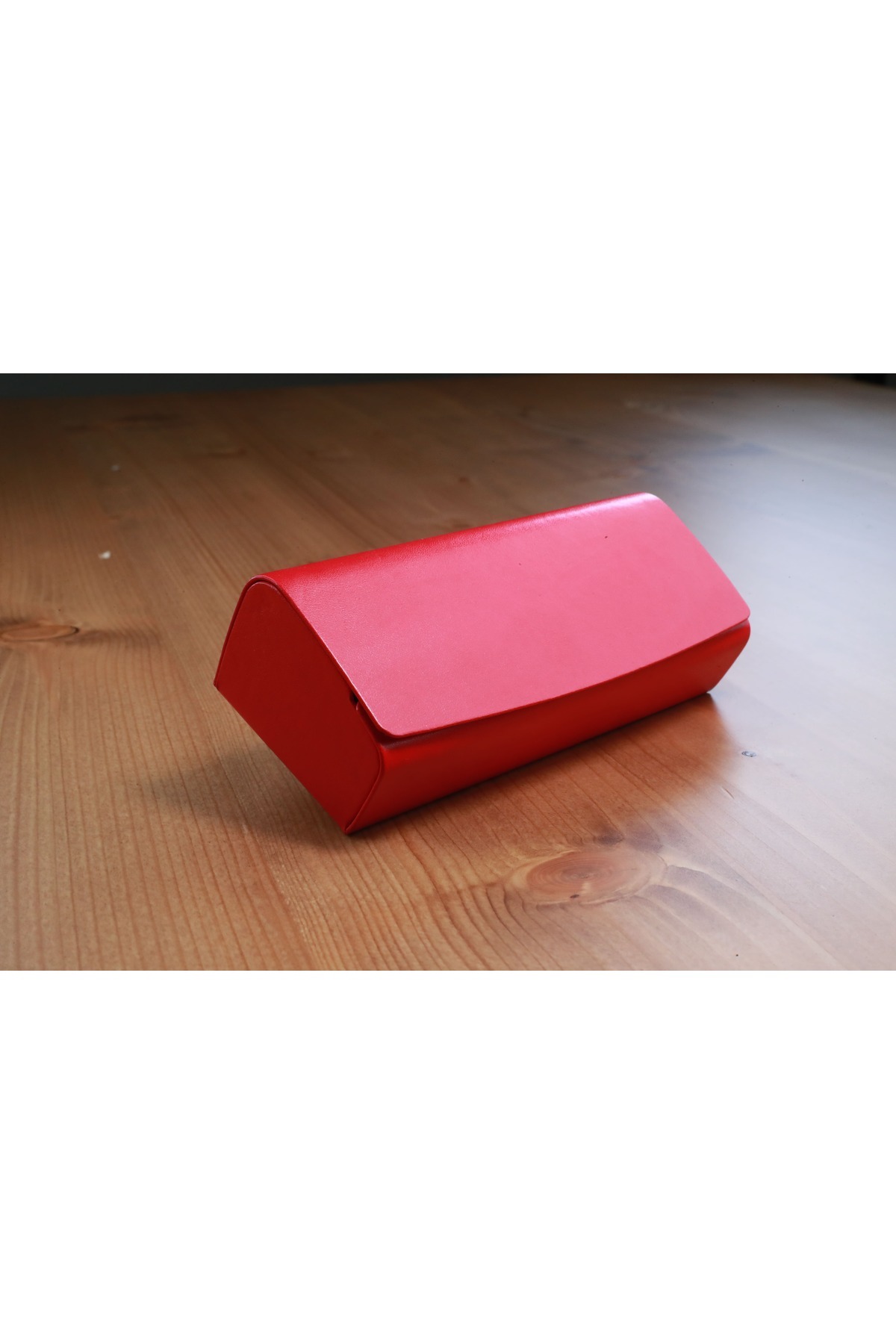 ModaTüm Gözlük Kutusu -Süper Suni Deri Model Kırmızı-